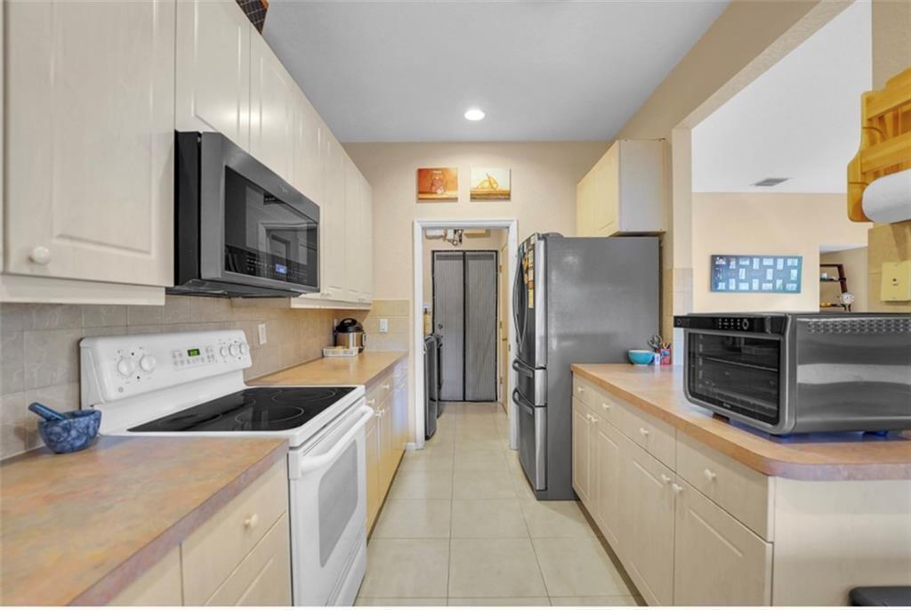 1270 W Magnolia Cir