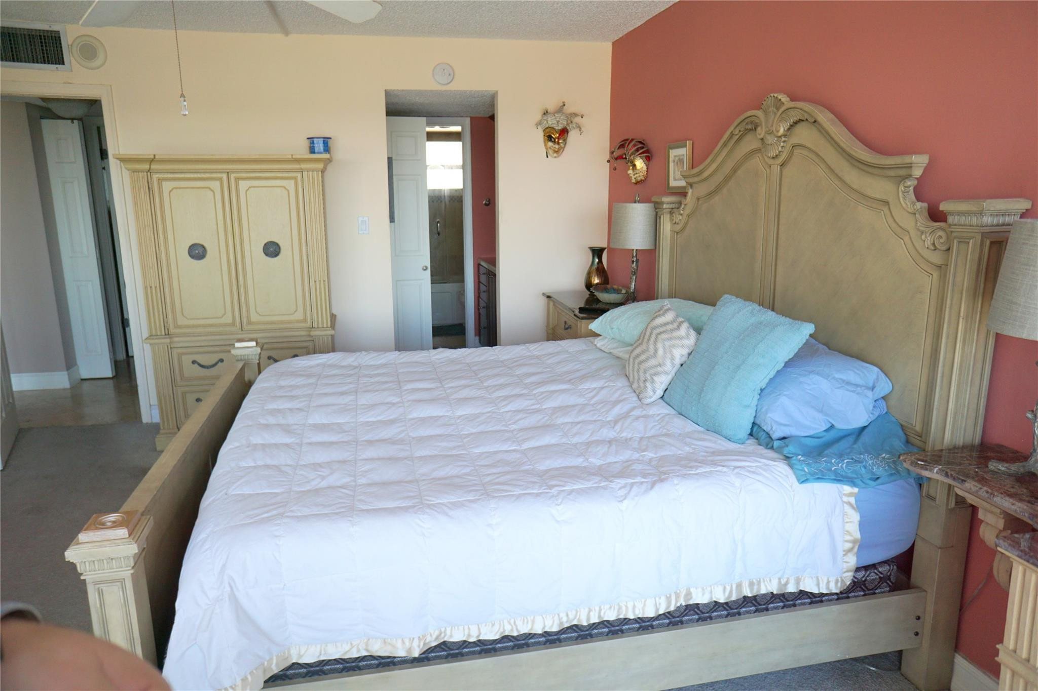 801 S Federal Hwy 1109