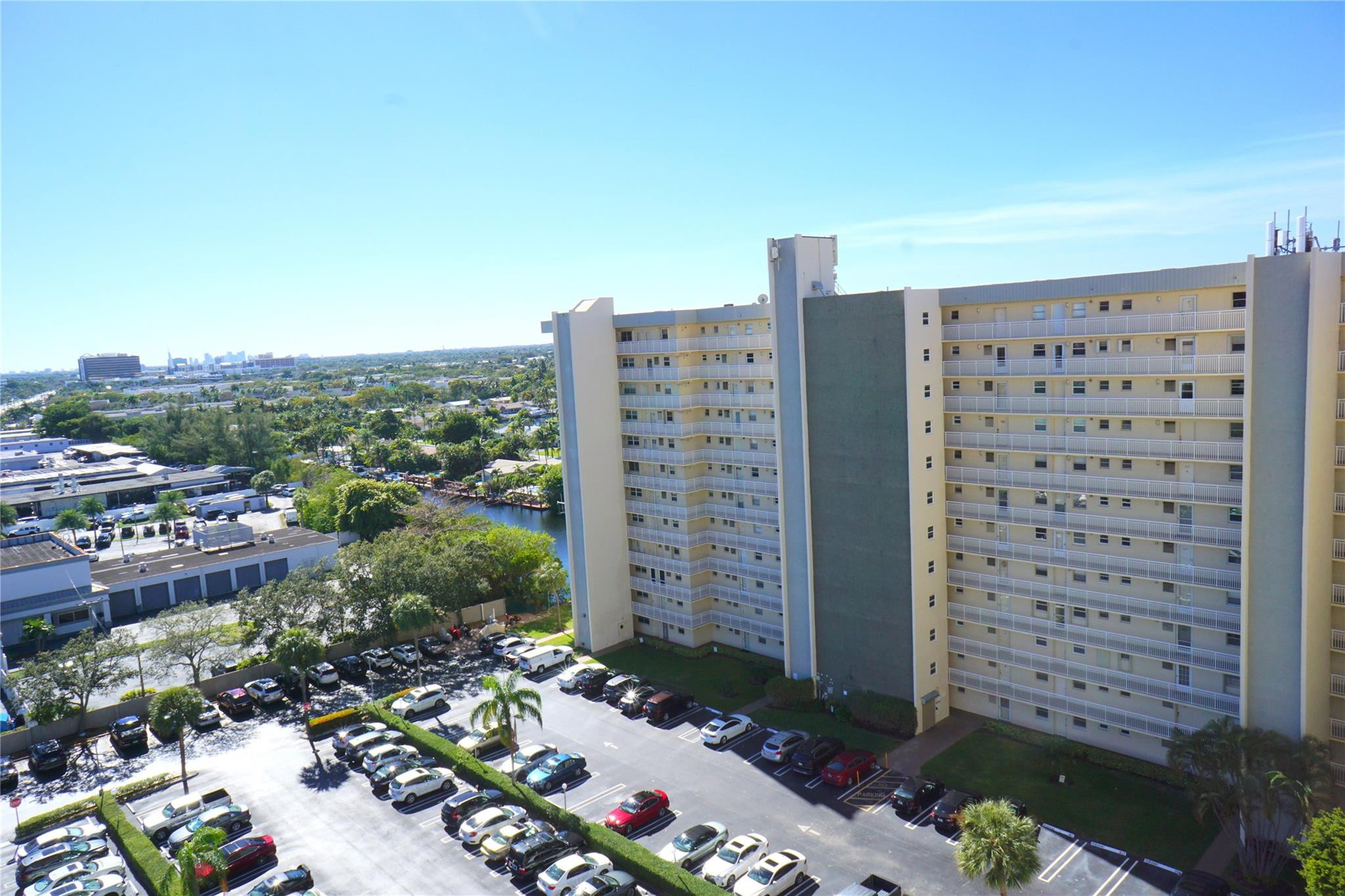 801 S Federal Hwy 1109