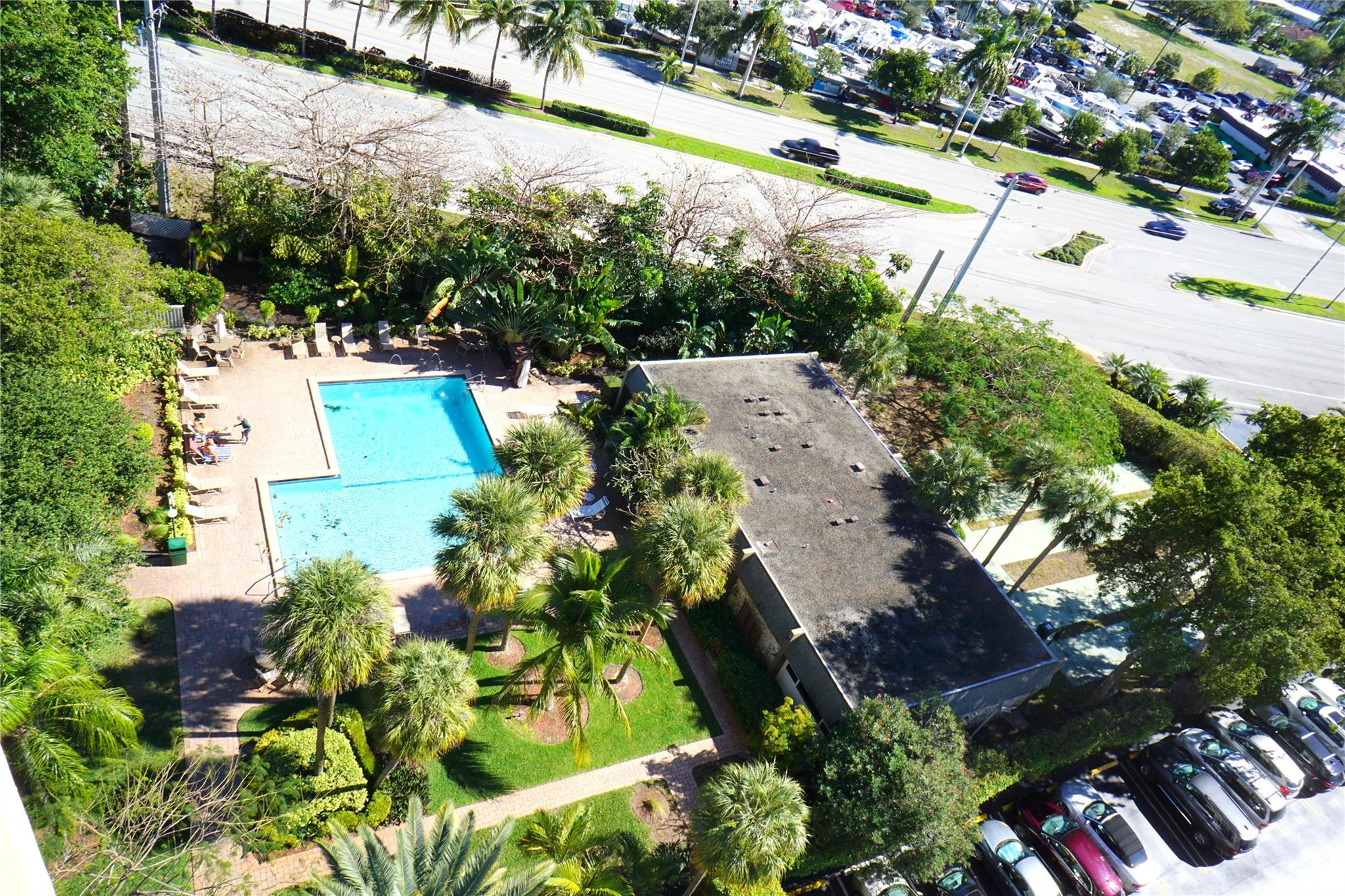 801 S Federal Hwy 1109