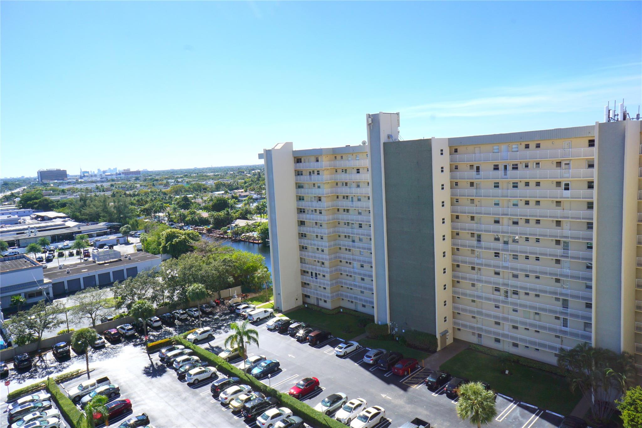 801 S Federal Hwy 1109