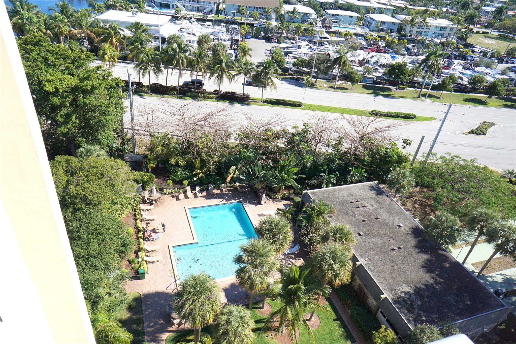 801 S Federal Hwy 1109