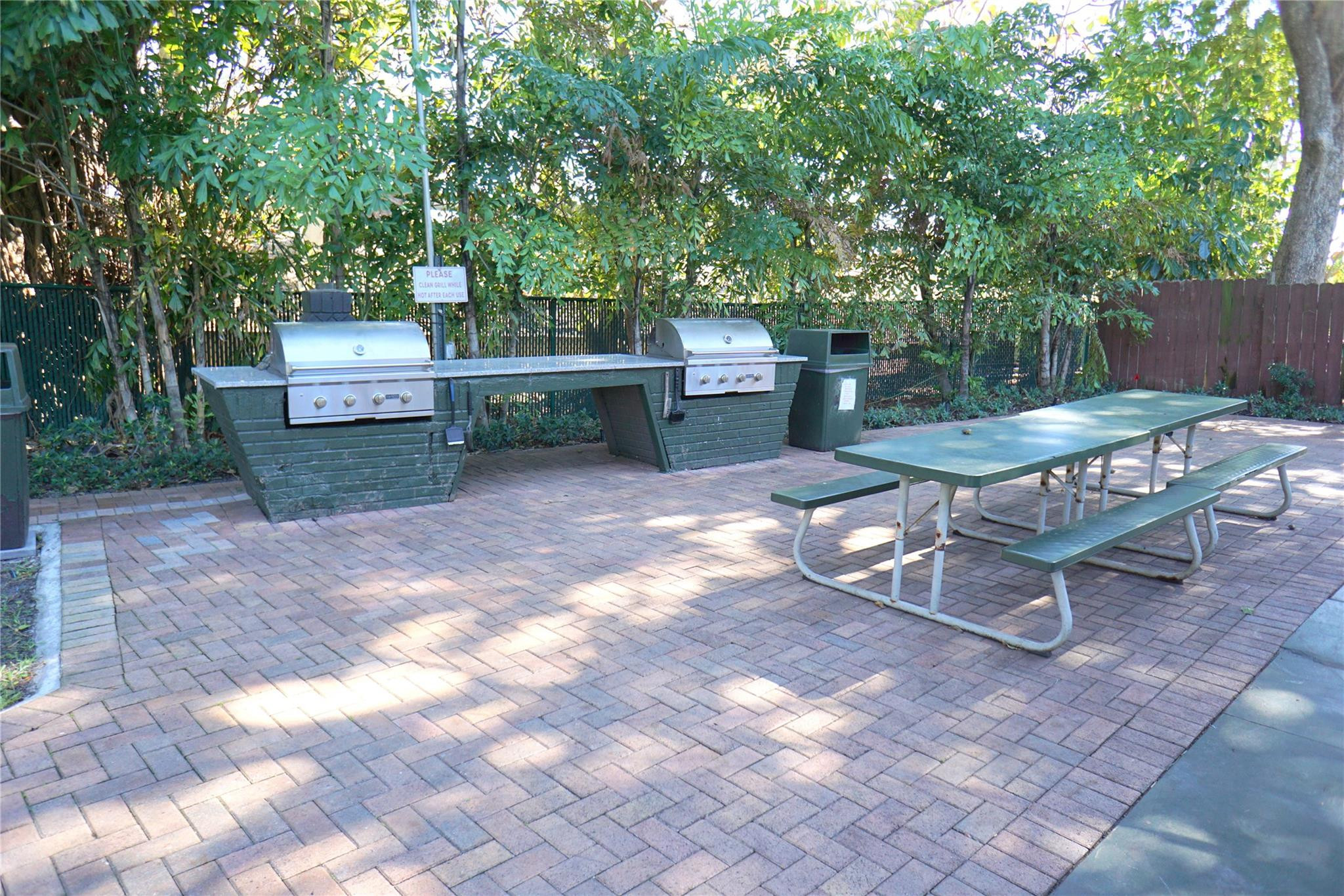 801 S Federal Hwy 1109