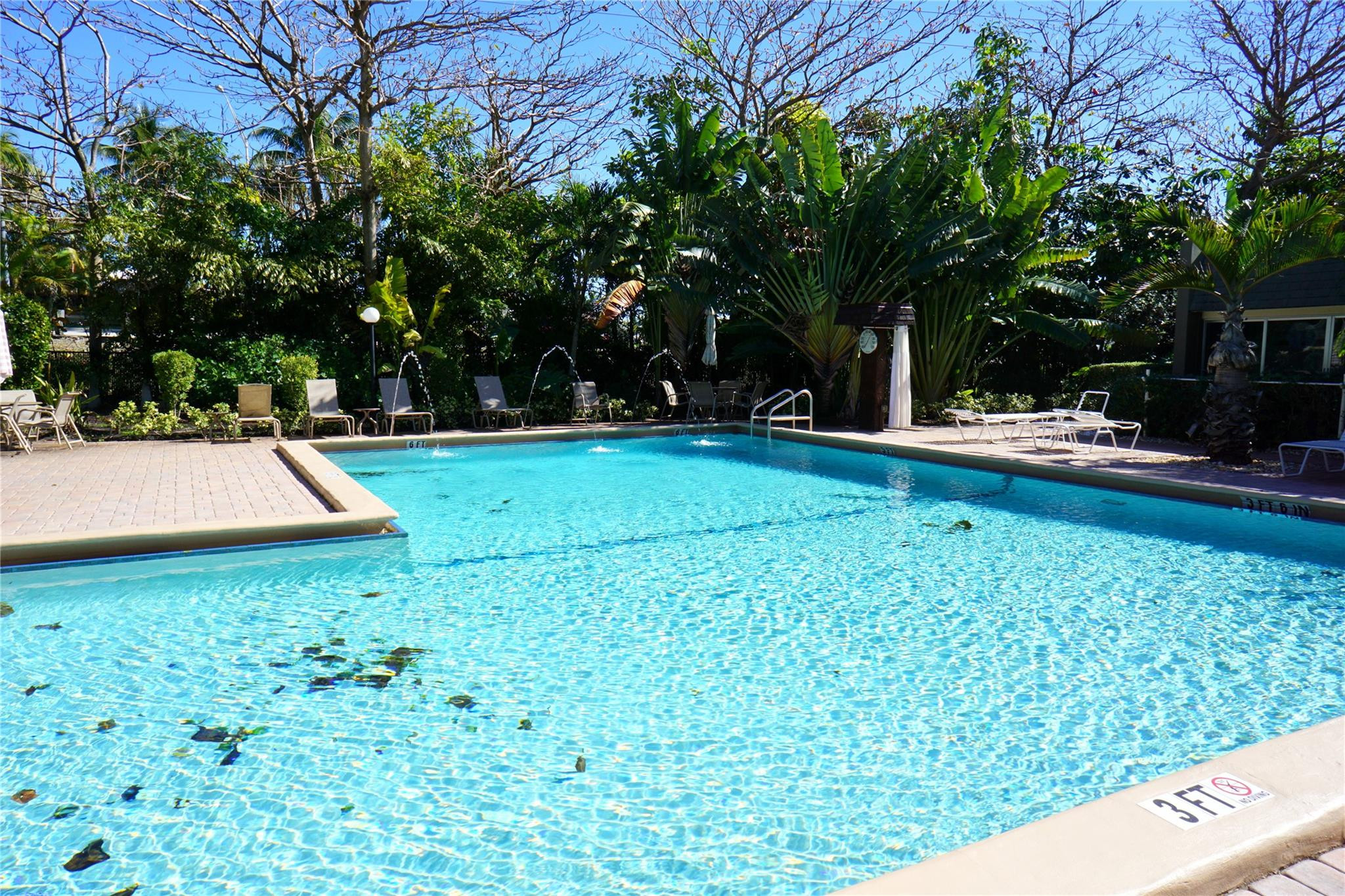 801 S Federal Hwy 1109