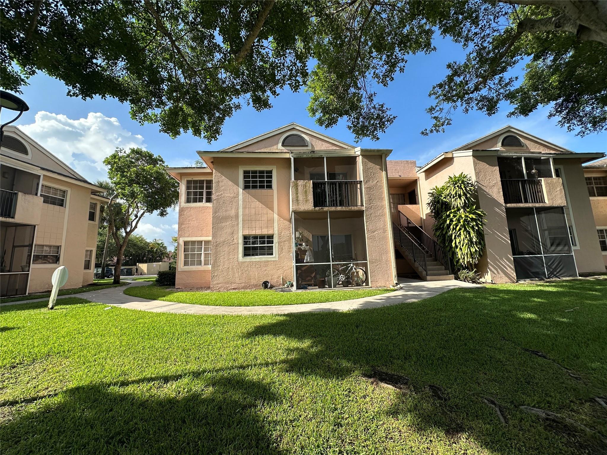 641 Cypress Lake Blvd K18