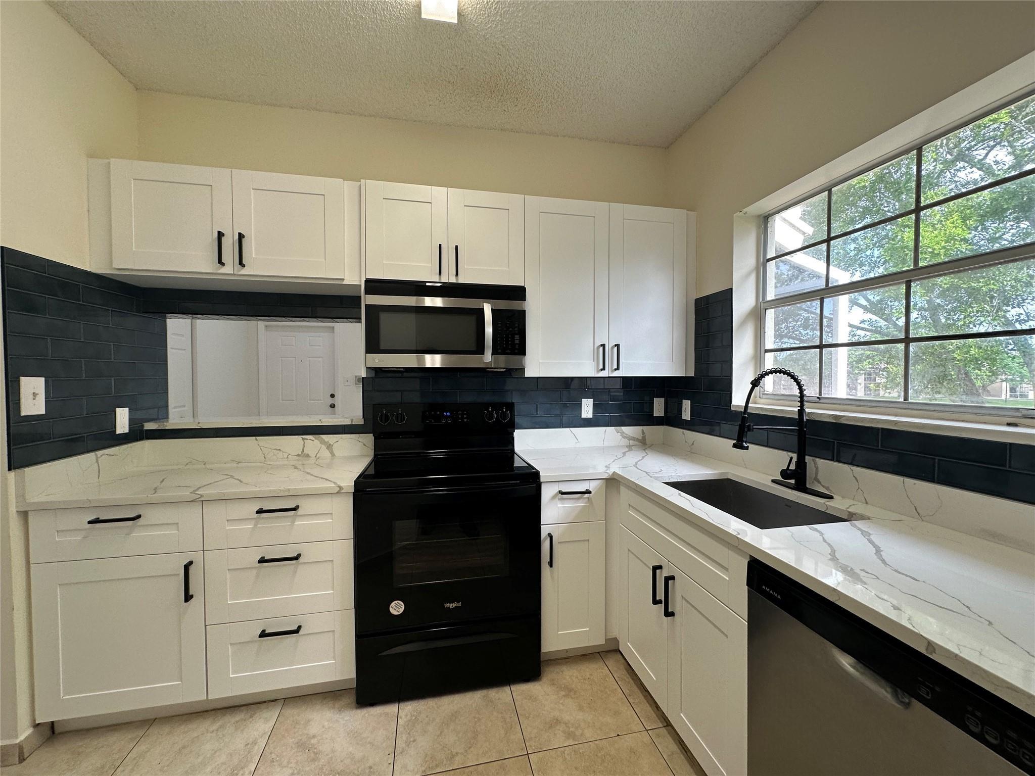 641 Cypress Lake Blvd K18