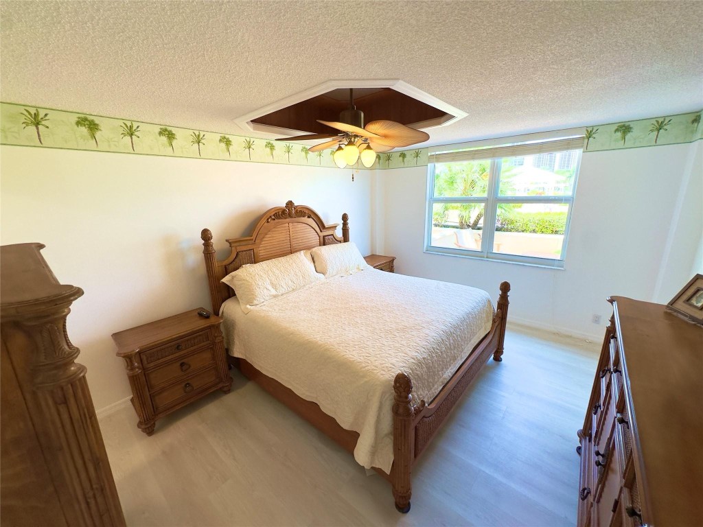 1 Las Olas Circle 117