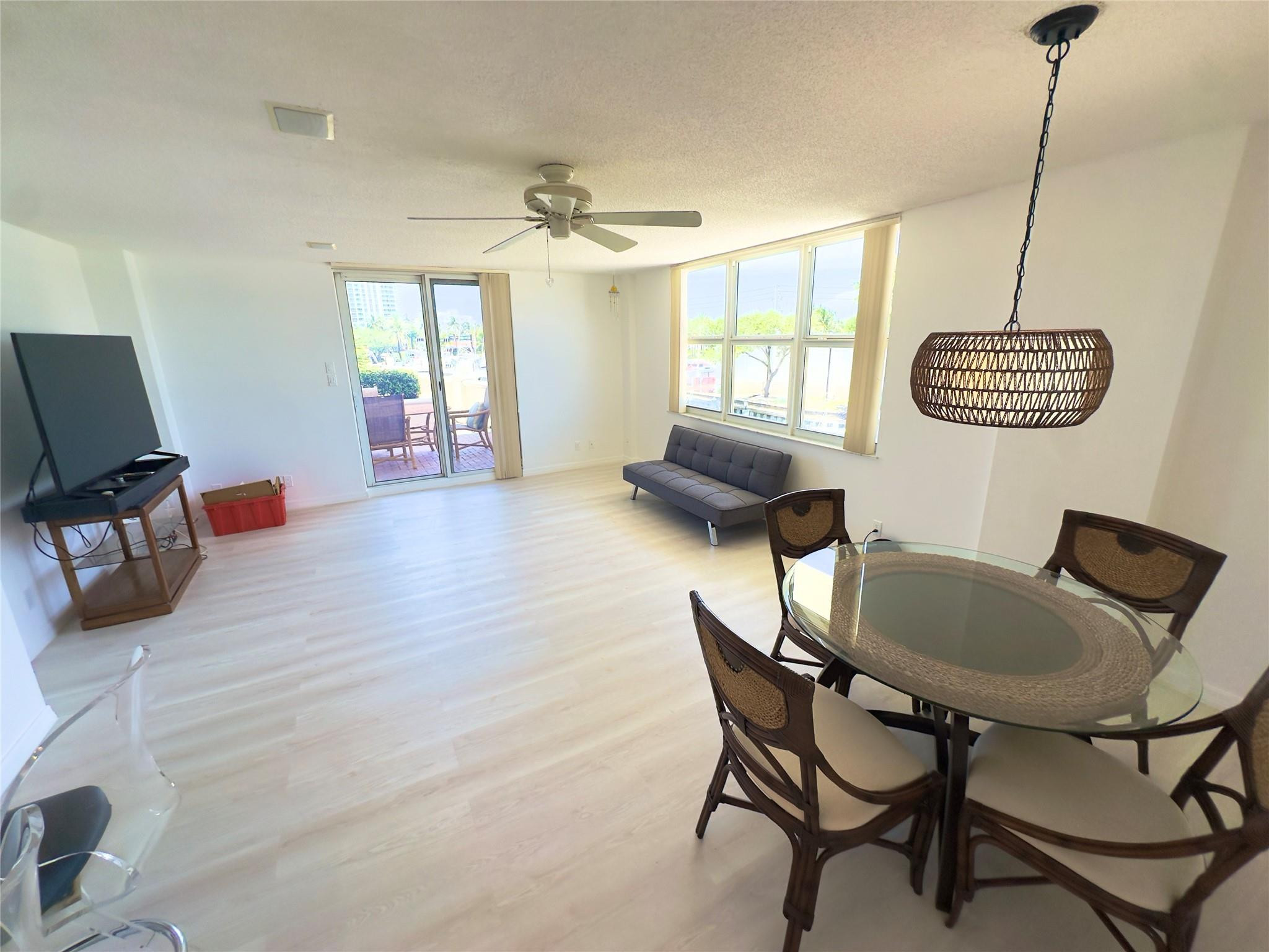 1 Las Olas Circle 117