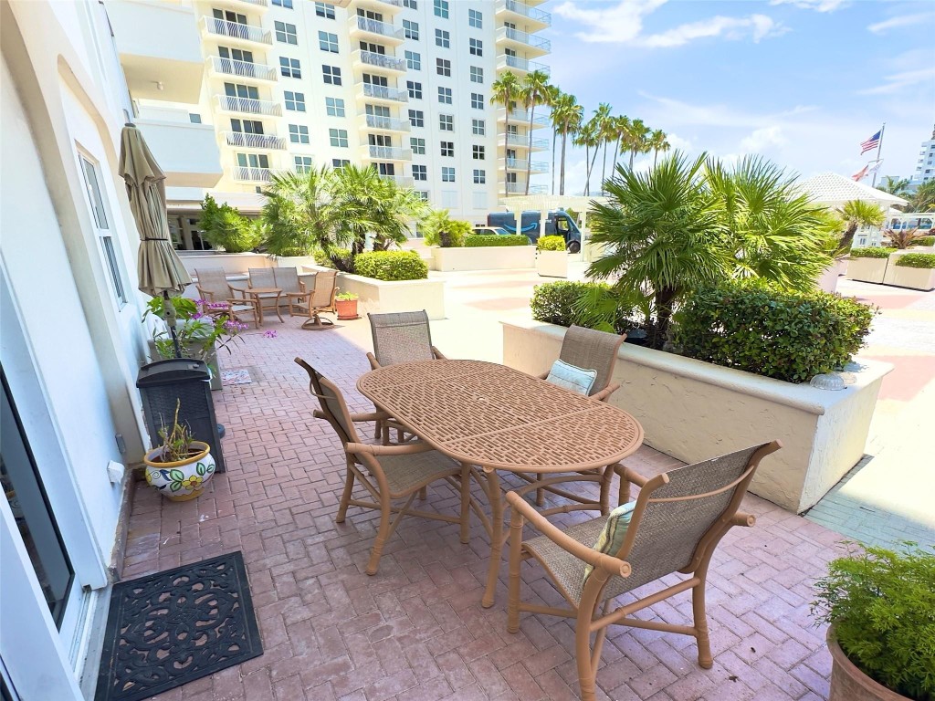 1 Las Olas Circle 117