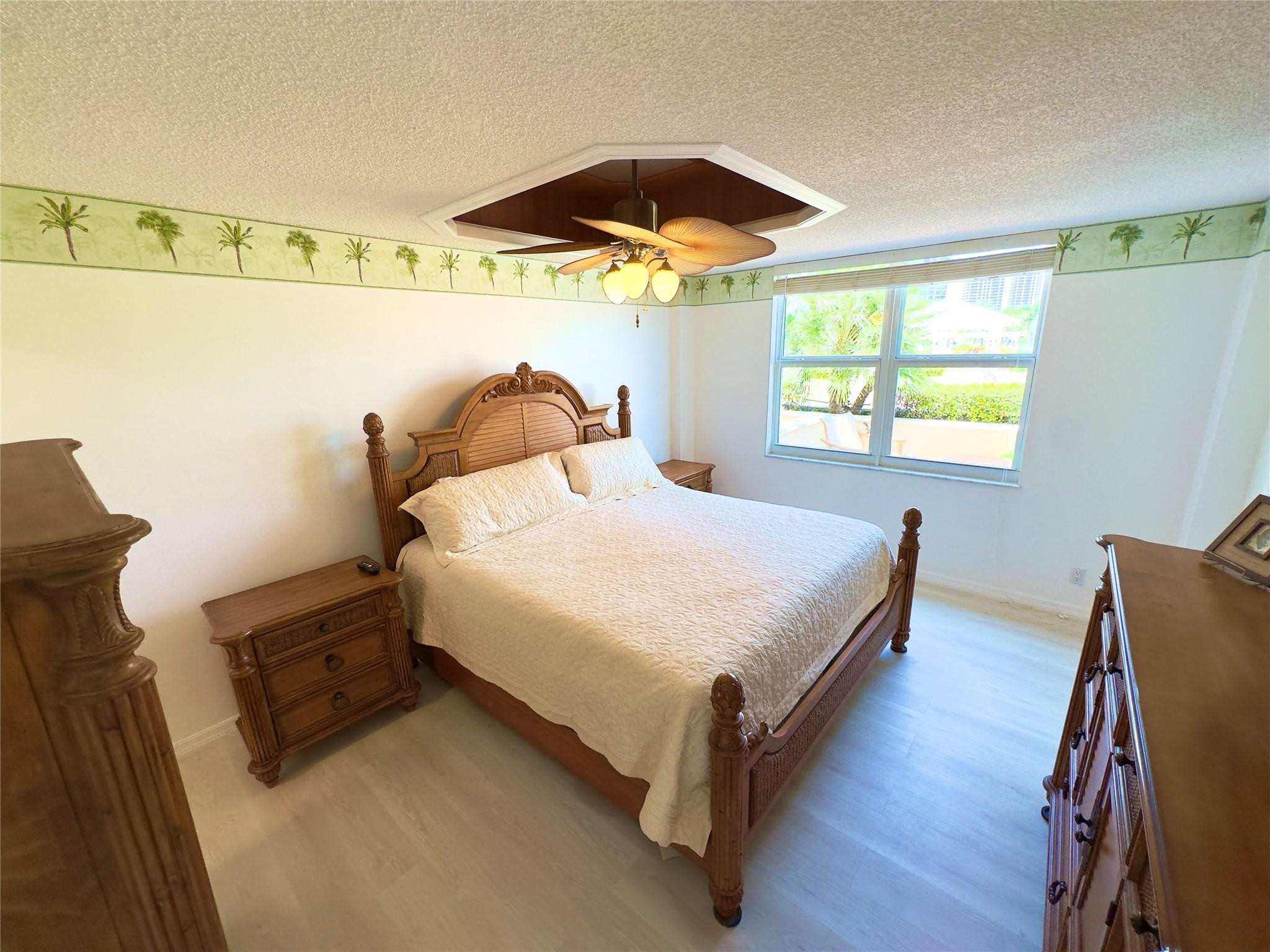 1 Las Olas Circle 117