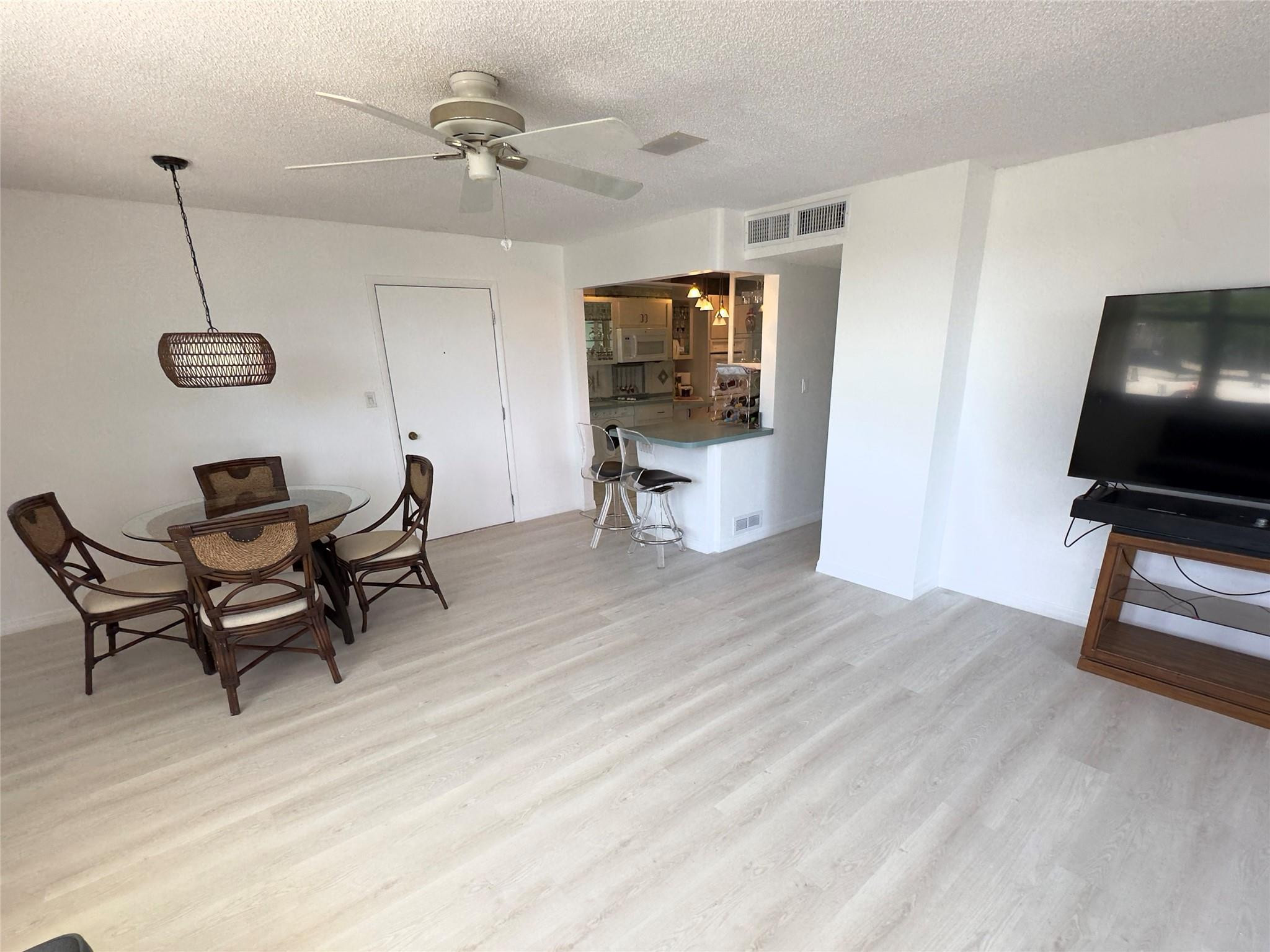 1 Las Olas Circle 117