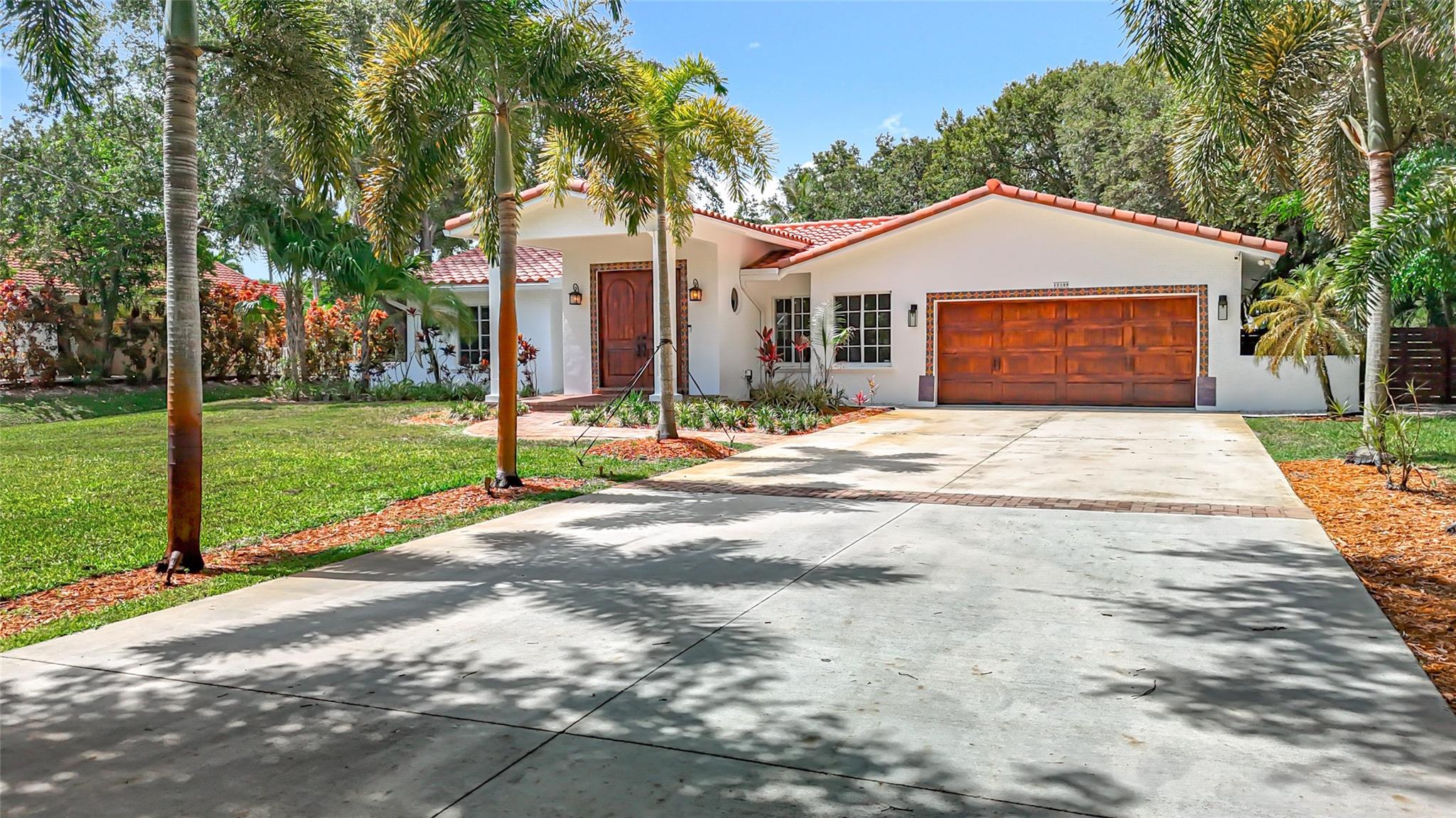 12100 NW 4th St