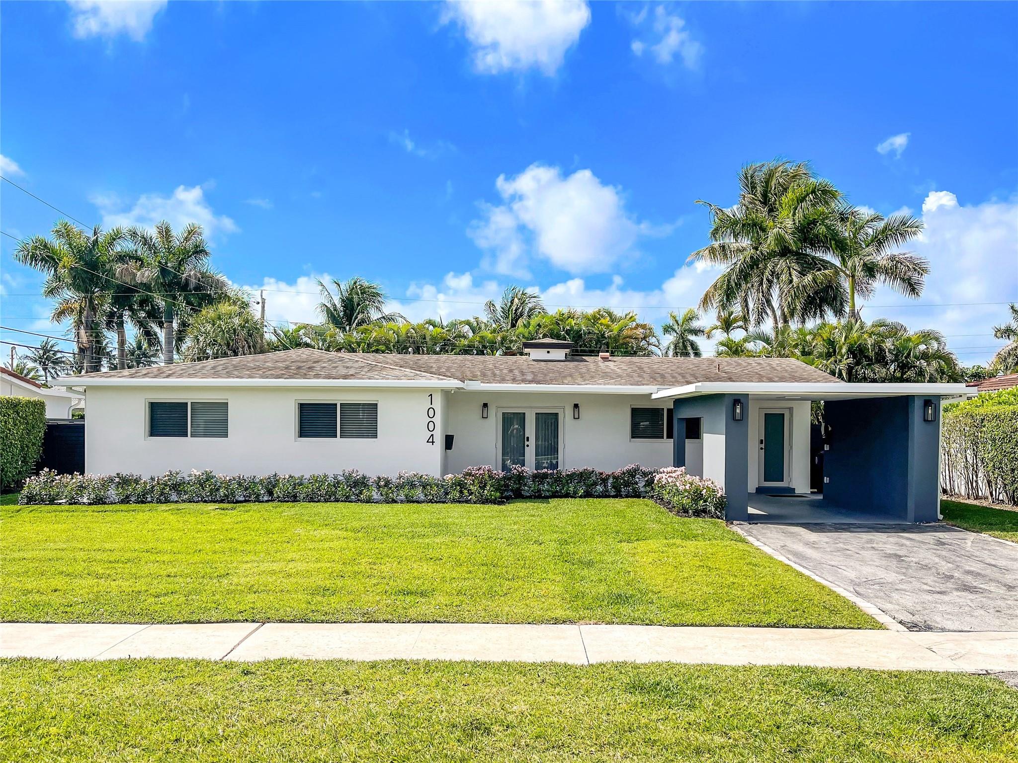 1004 SW 13th St