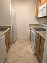 607 Meadows Cir .