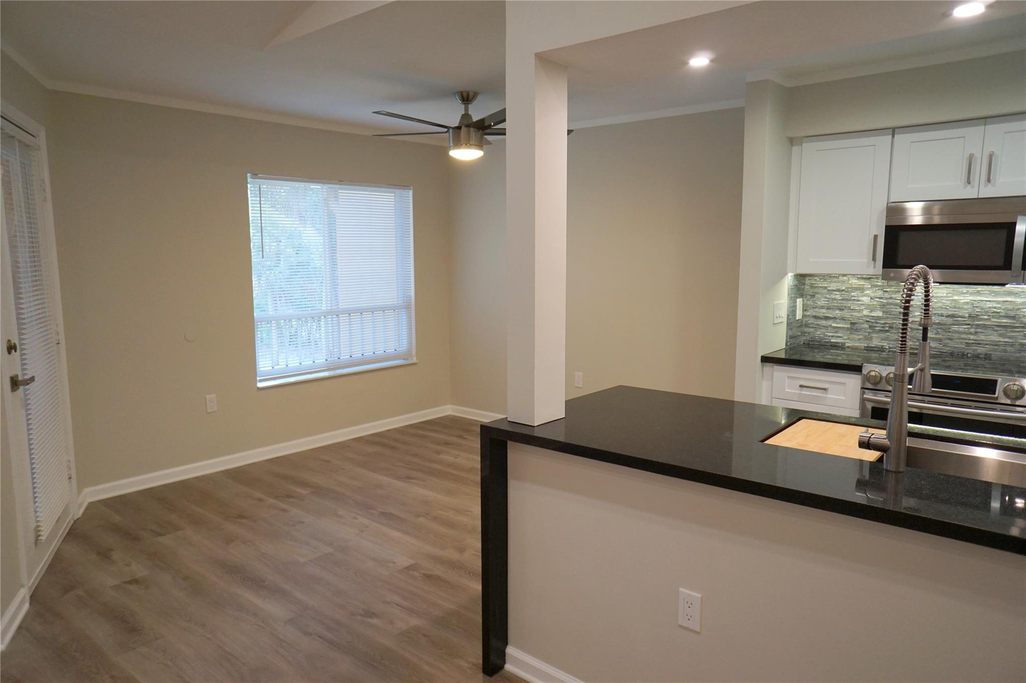 2301 NW 33rd St 111