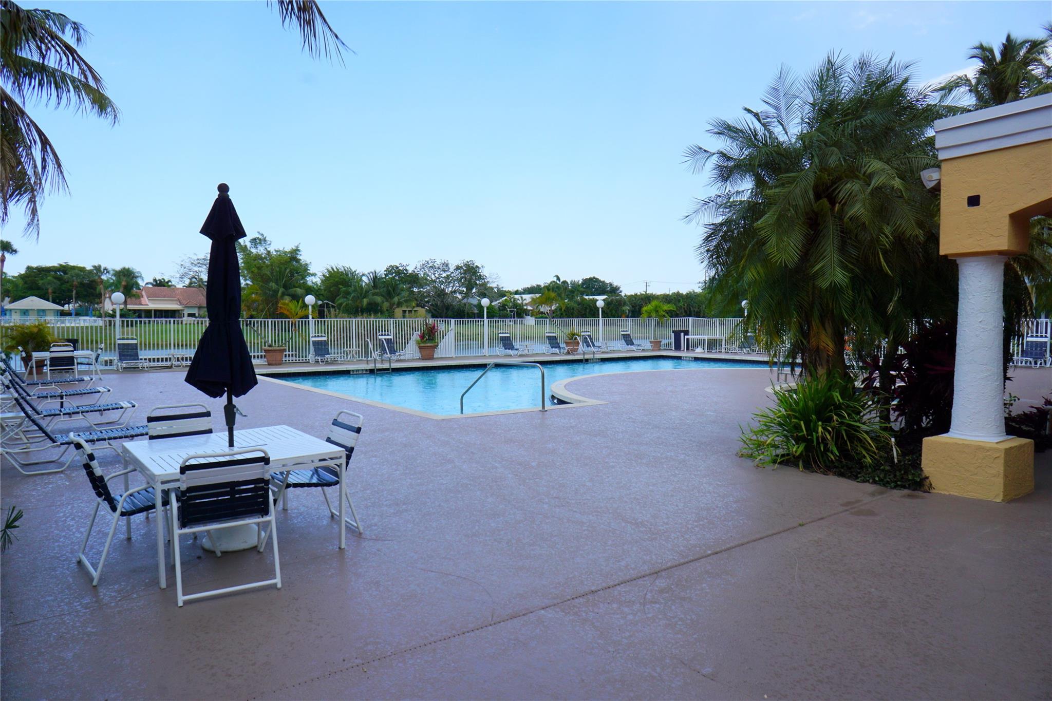 2301 NW 33rd St 111