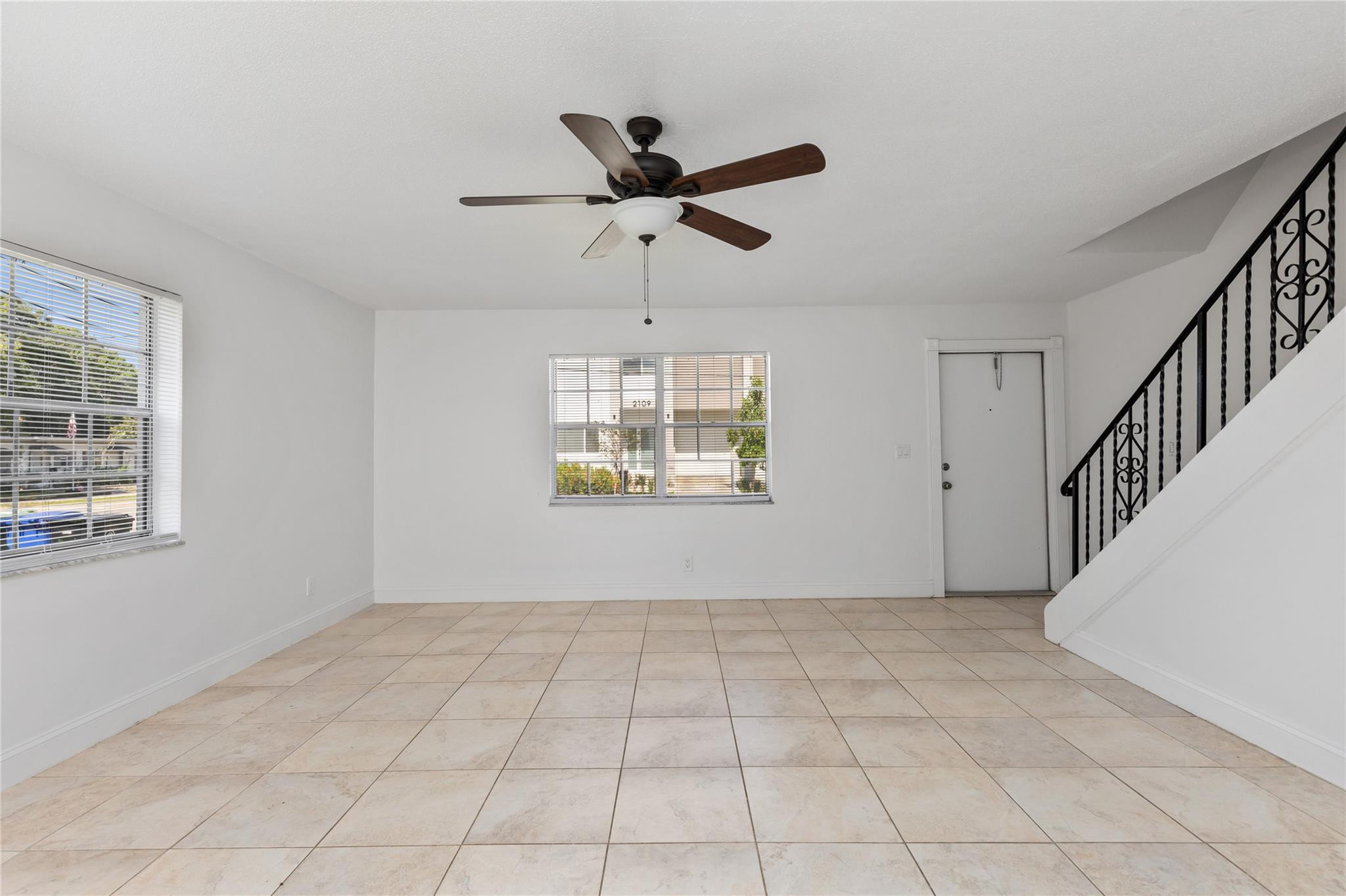 2120 SW 18th Ave