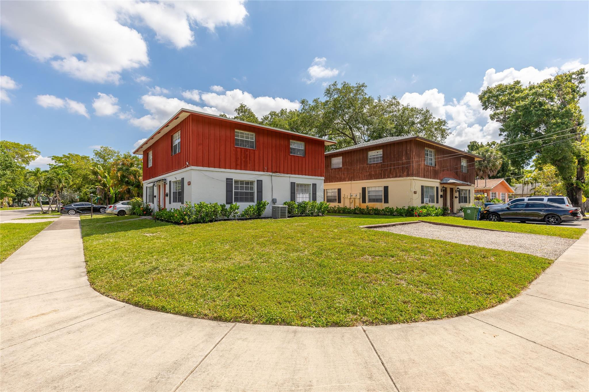 2120 SW 18th Ave
