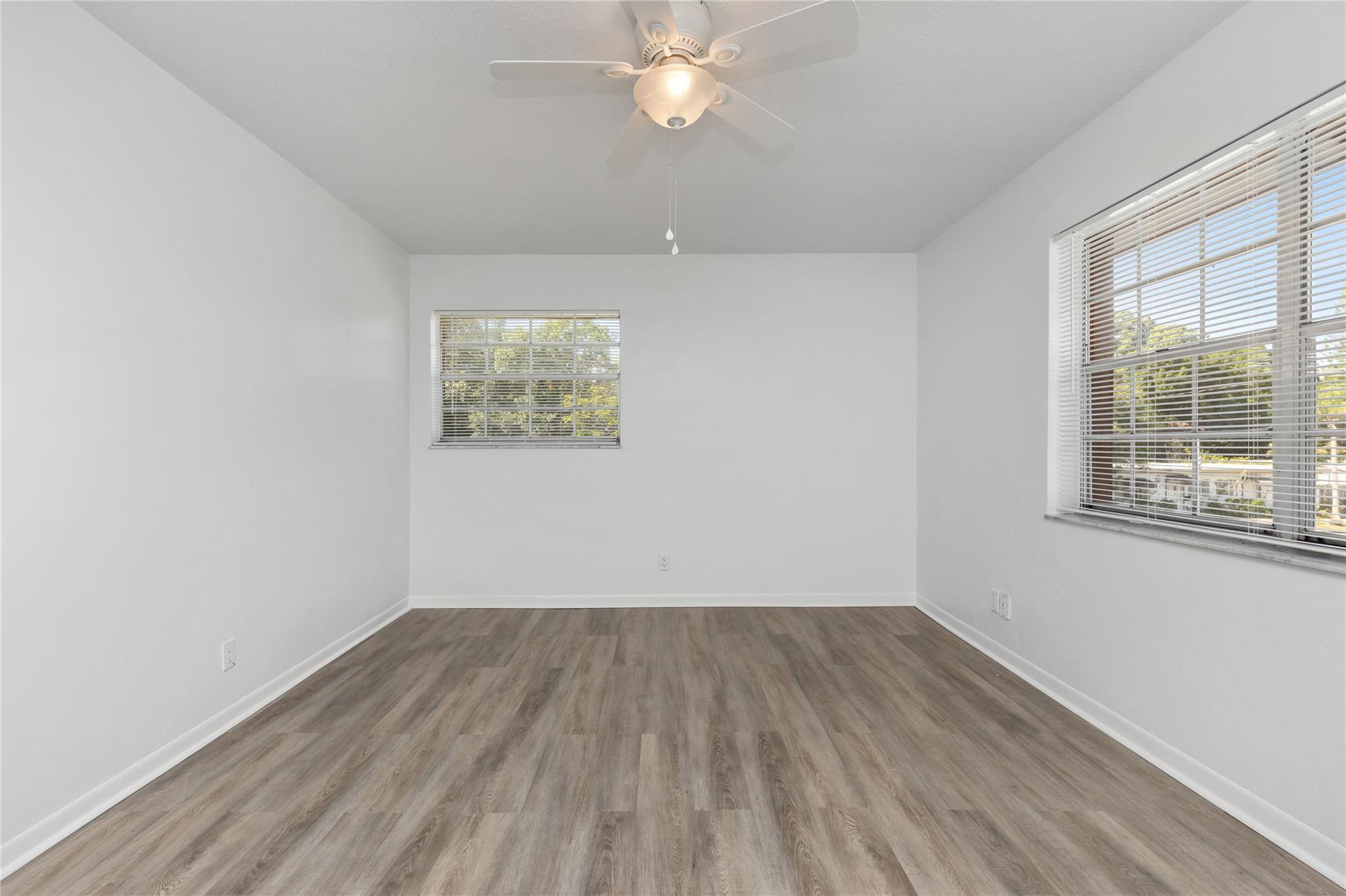 2120 SW 18th Ave