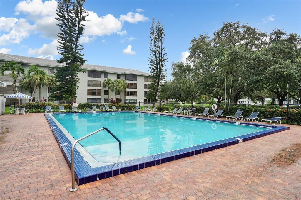 1703 S Whitehall Dr 304