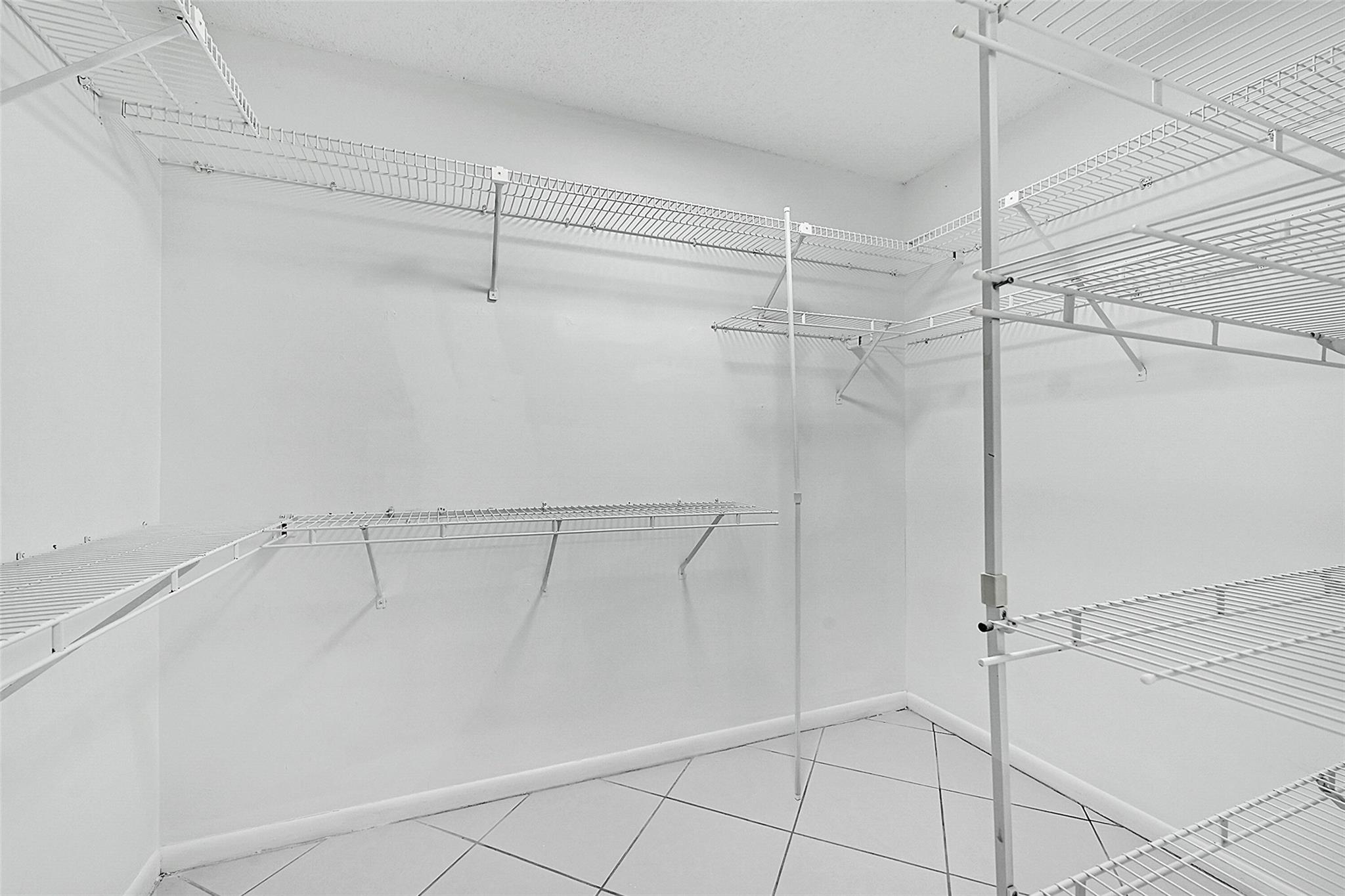 1703 S Whitehall Dr 304