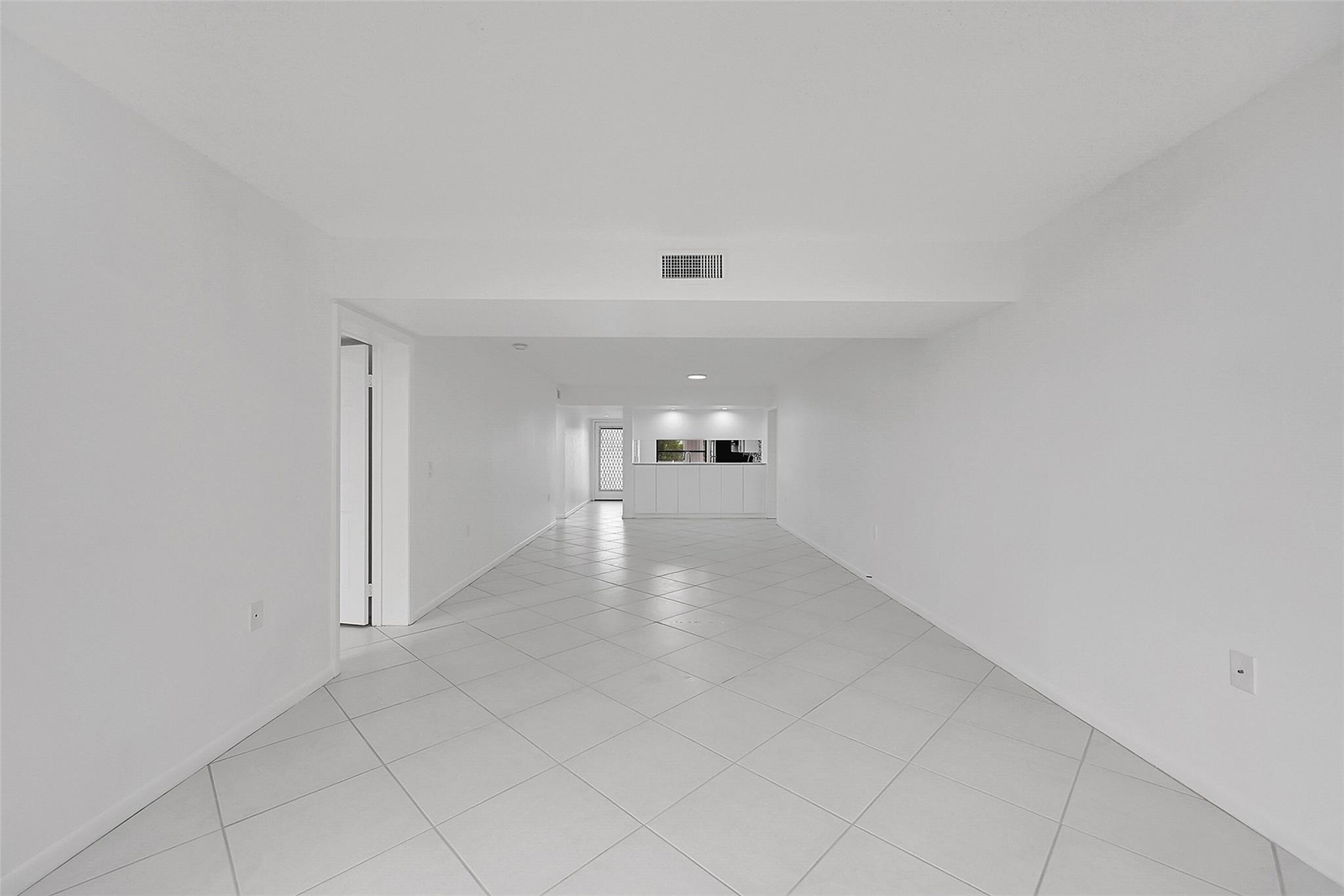 1703 S Whitehall Dr 304