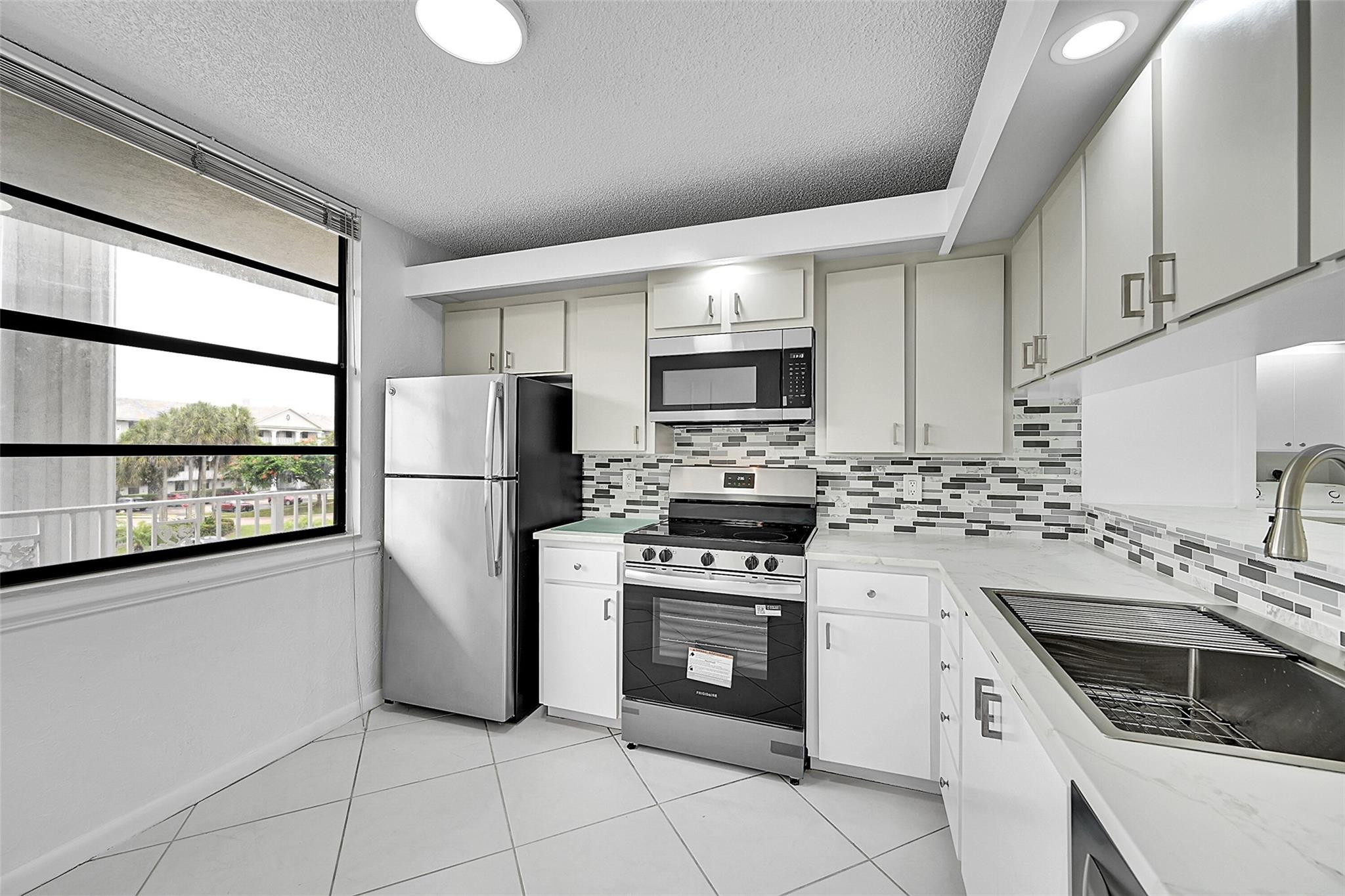 1703 S Whitehall Dr 304