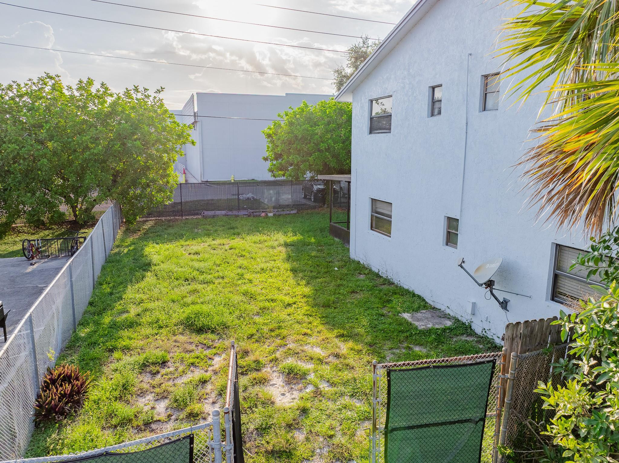 8507 Sunset Dr Drive