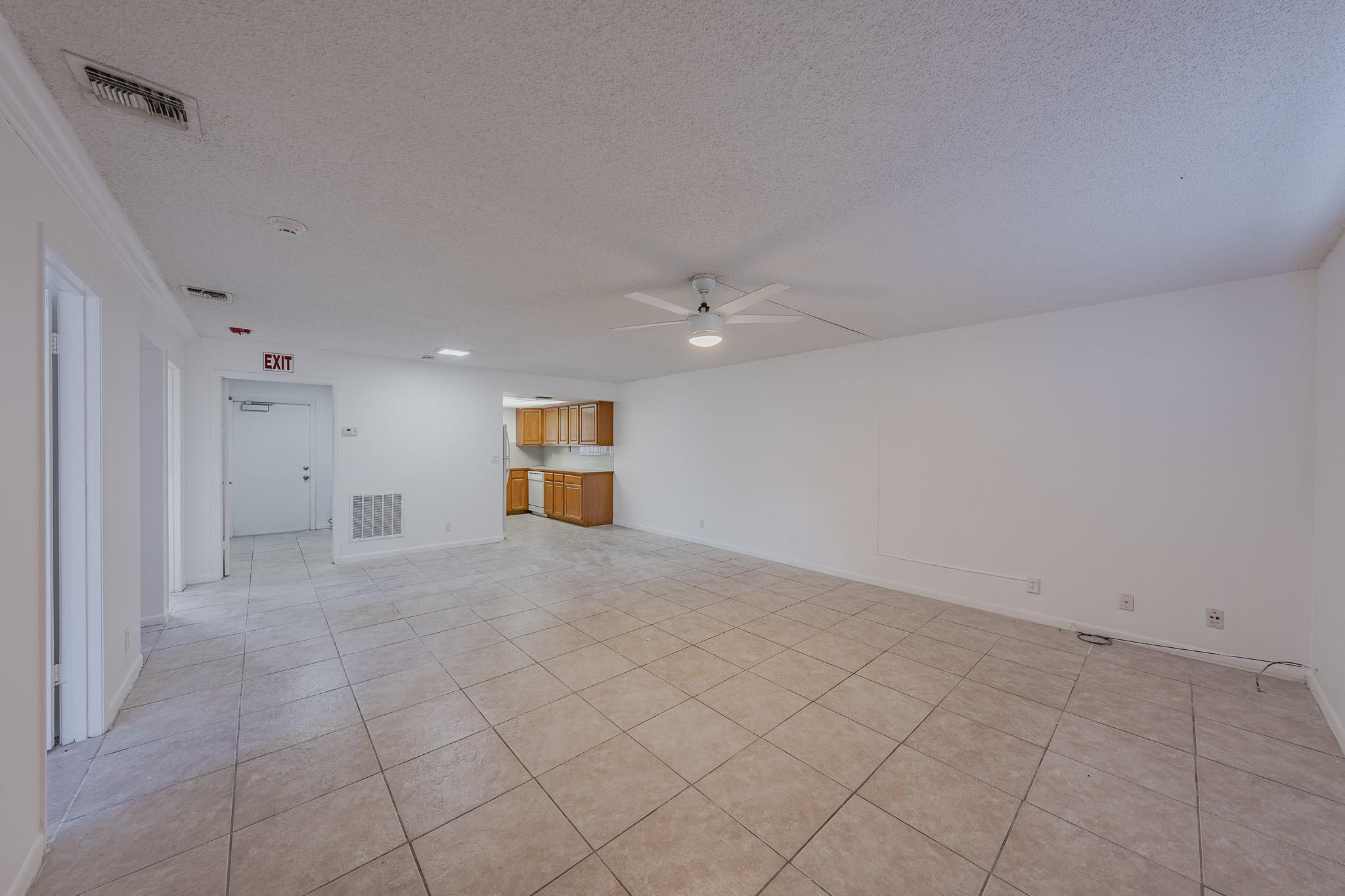 8507 Sunset Dr Drive