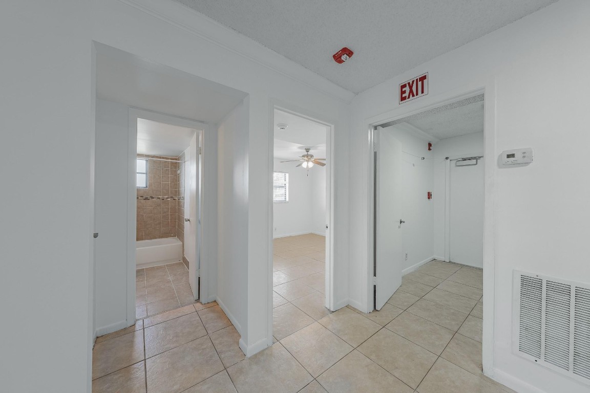 8507 Sunset Dr Drive