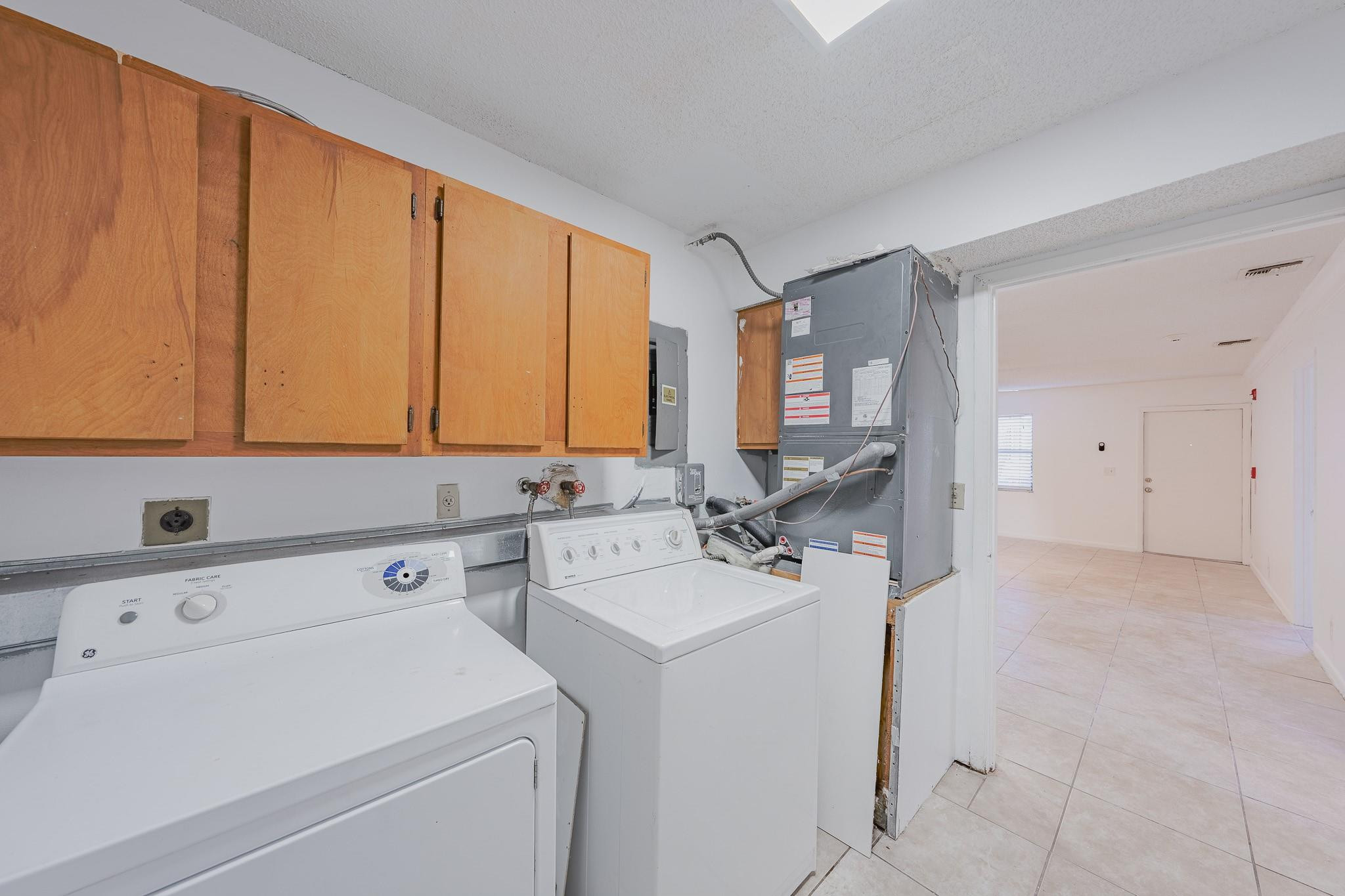 8507 Sunset Dr Drive