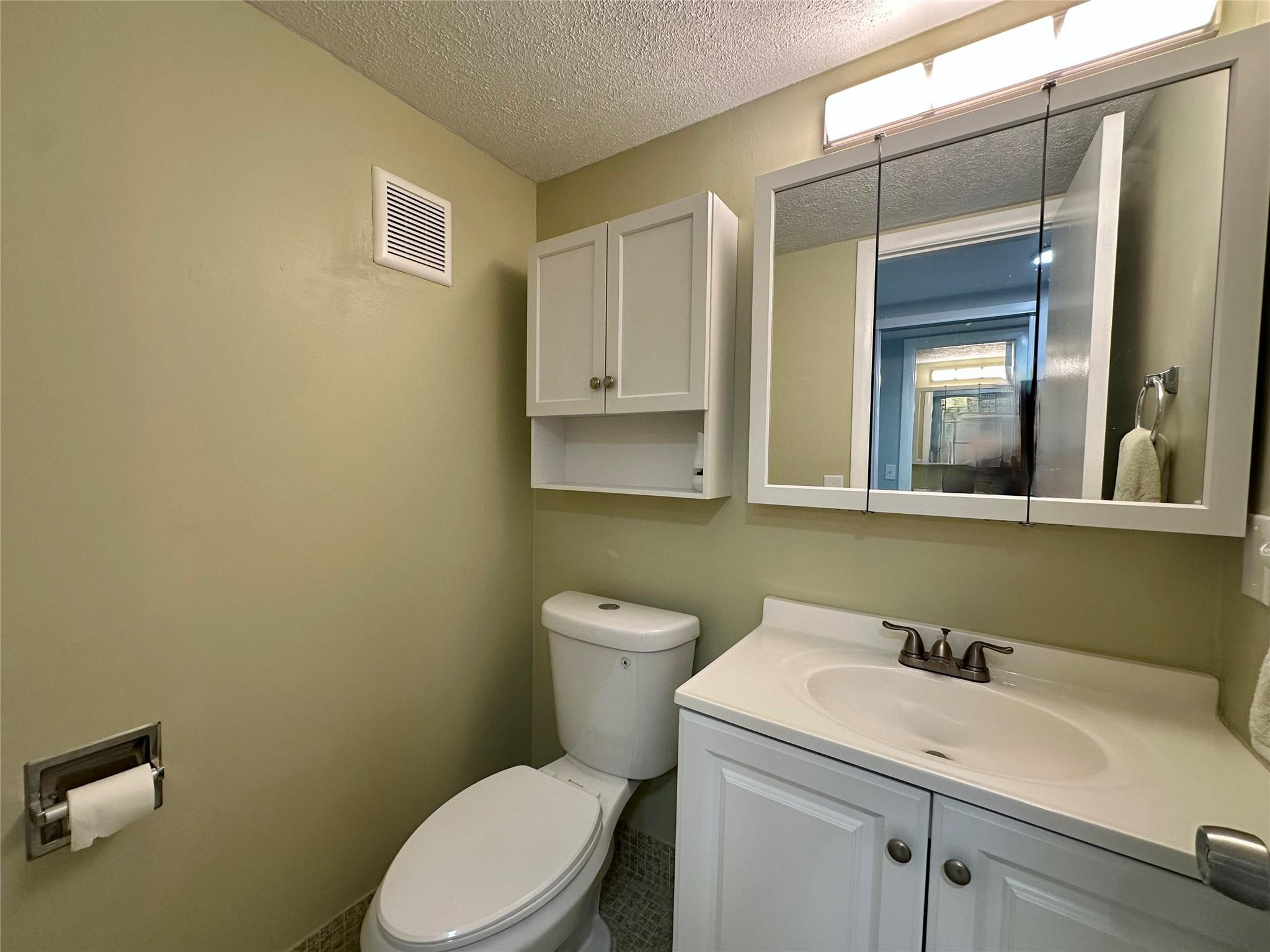 254 Newport P 254