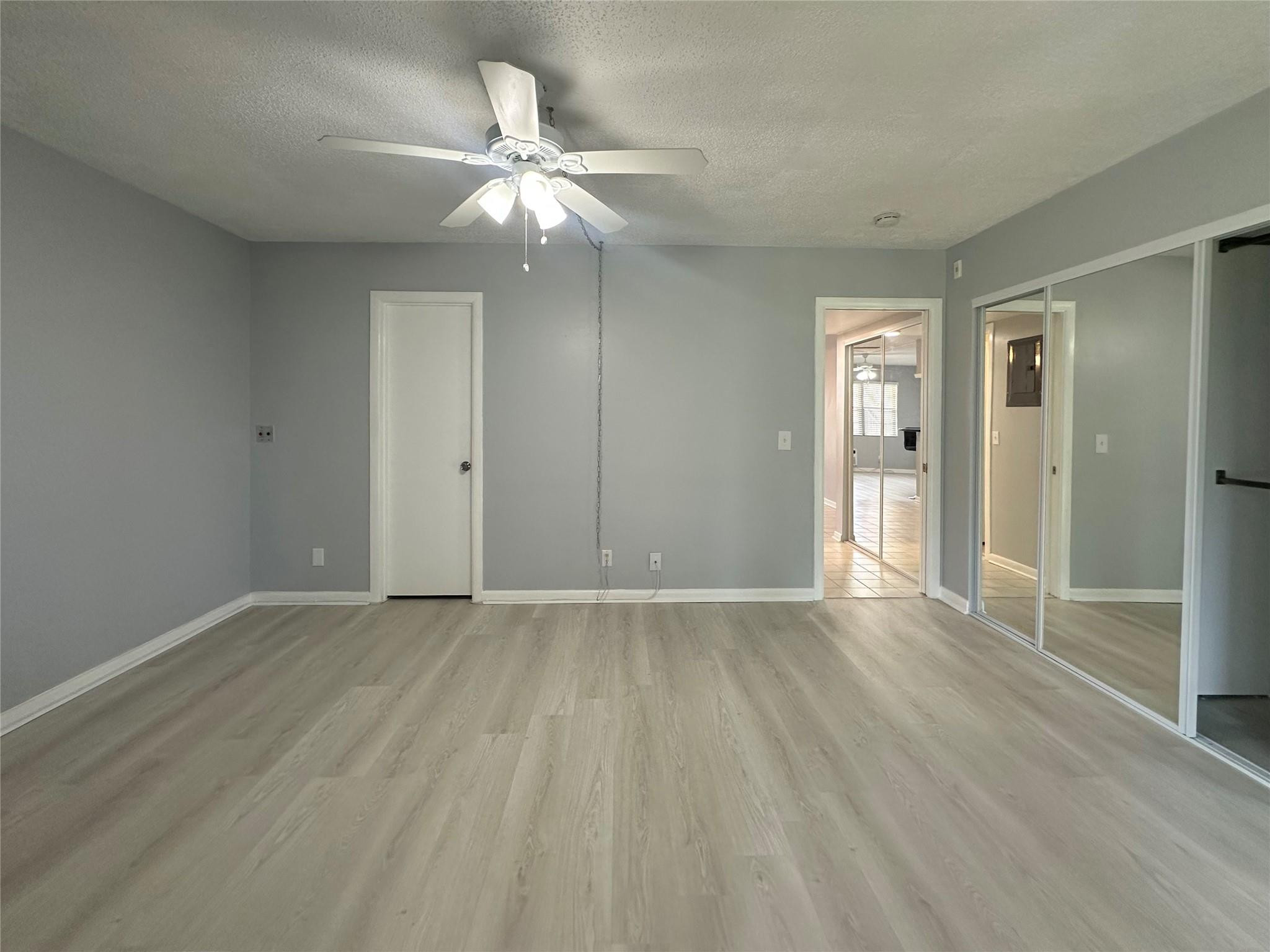 254 Newport P 254