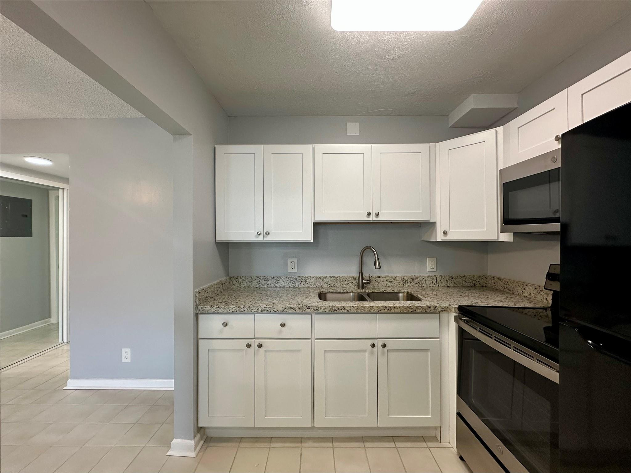 254 Newport P 254