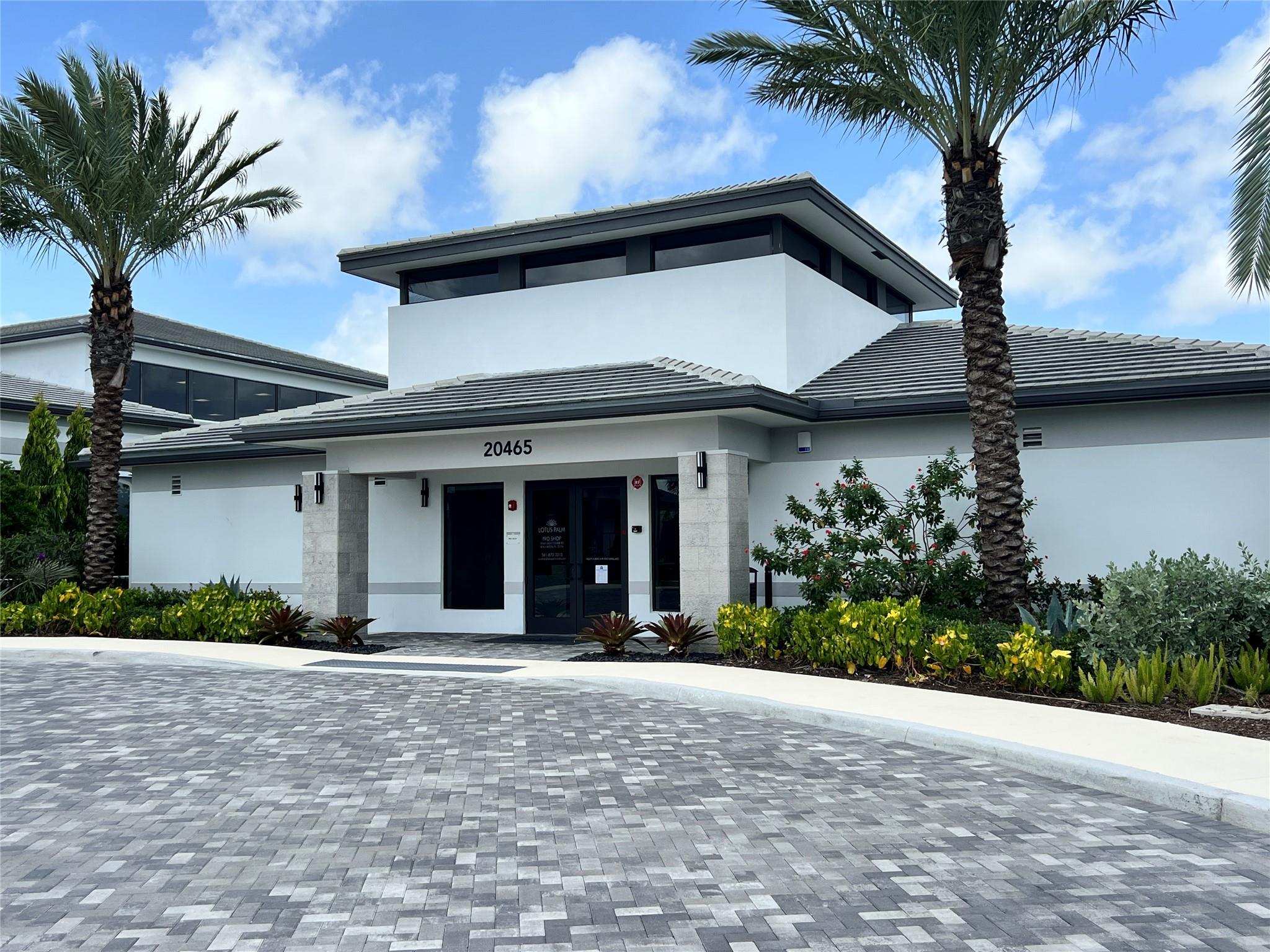 8299 Essex Country Club Dr