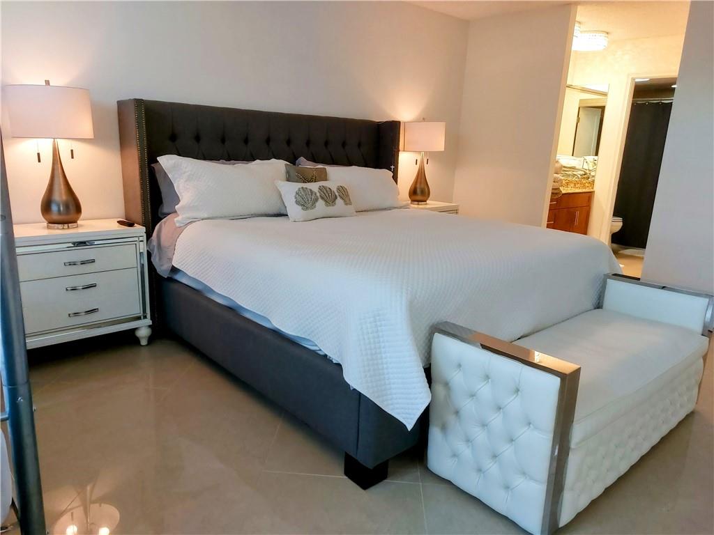 2000 S Ocean Blvd 2K