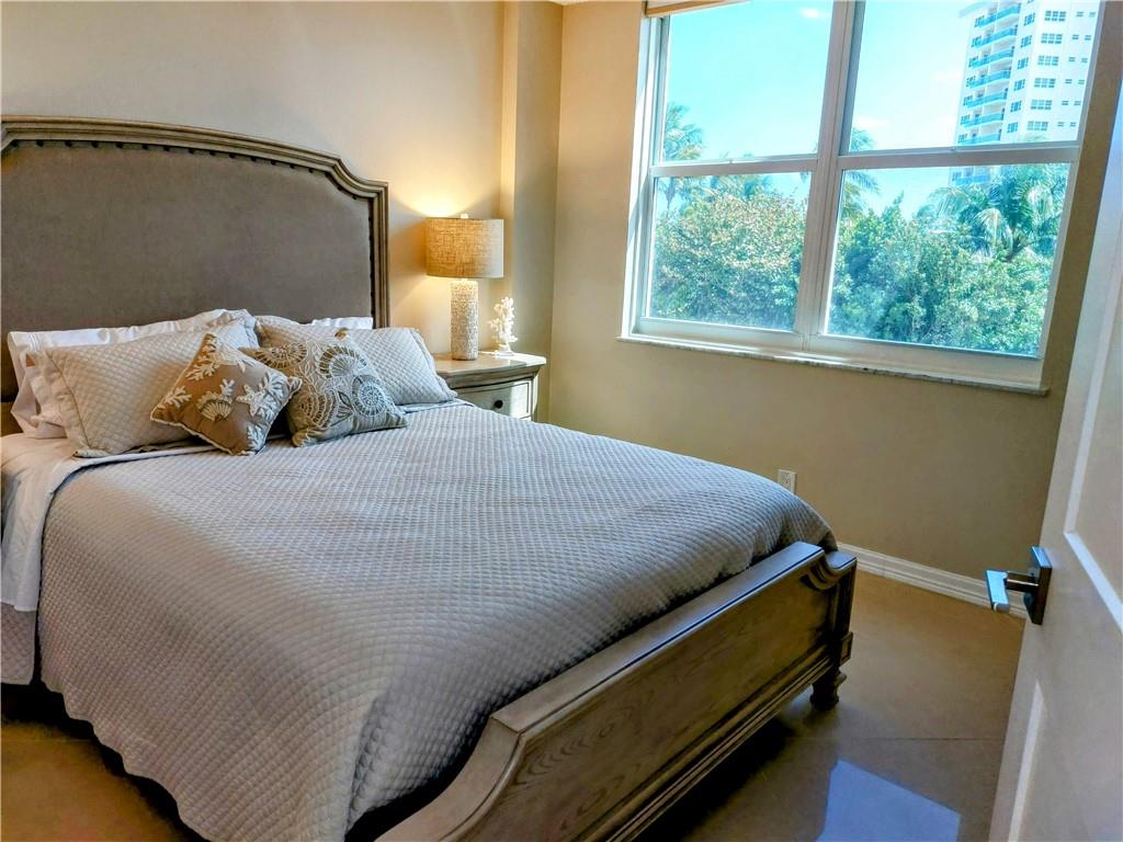 2000 S Ocean Blvd 2K