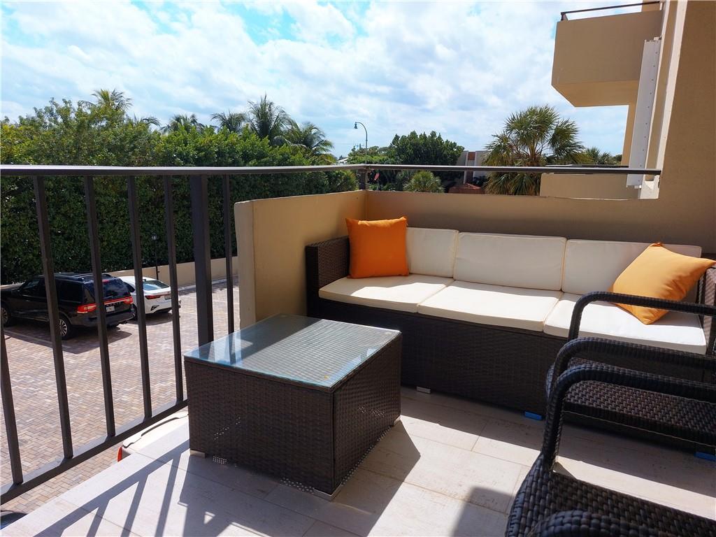 2000 S Ocean Blvd 2K