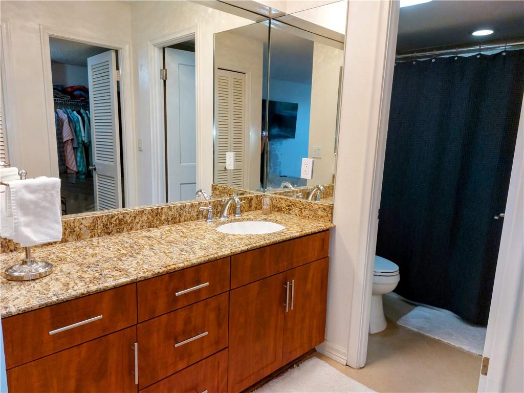 2000 S Ocean Blvd 2K