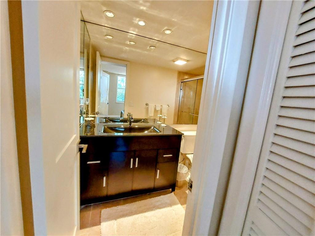 2000 S Ocean Blvd 2K