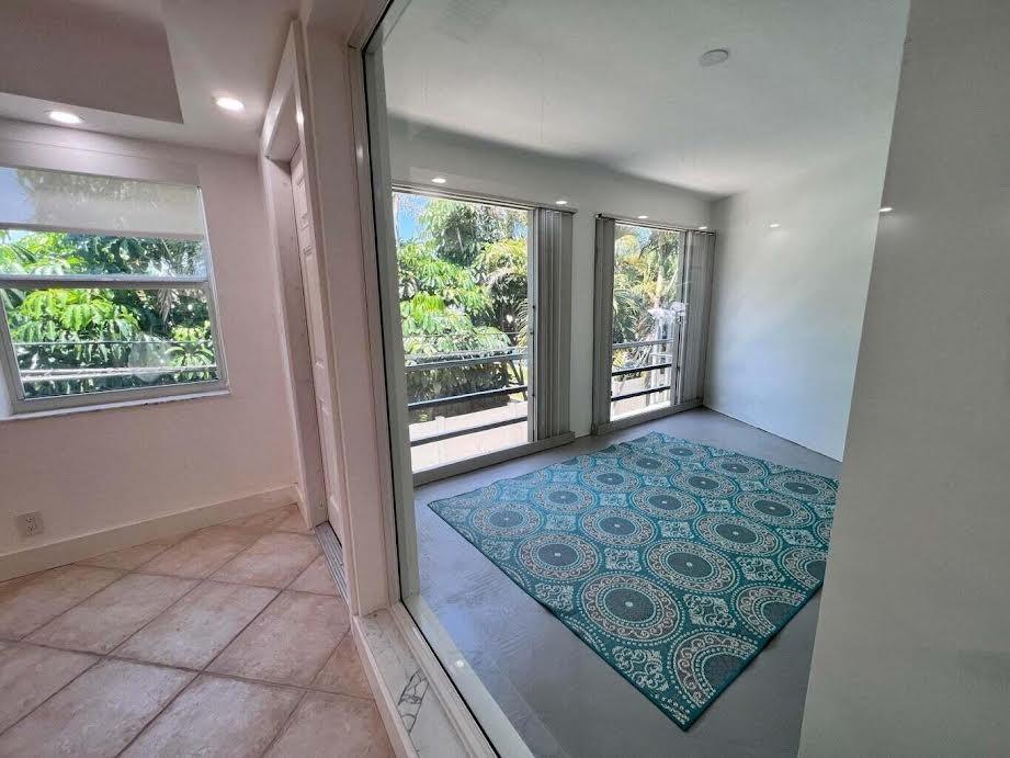 1439 S Ocean Blvd 215