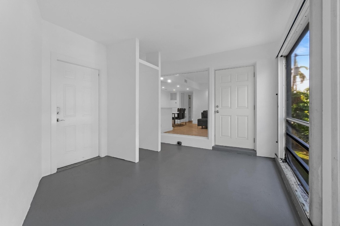 1439 S Ocean Blvd 215