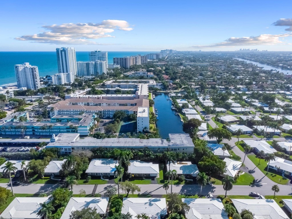 1439 S Ocean Blvd 215