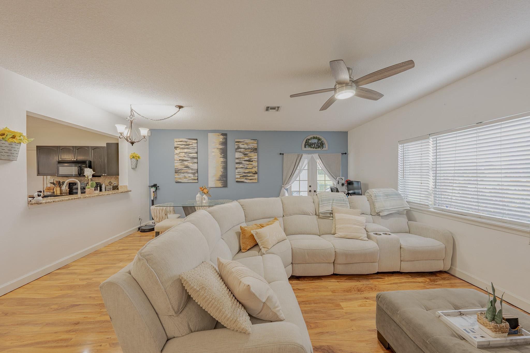 9681 Santa Rosa Dr