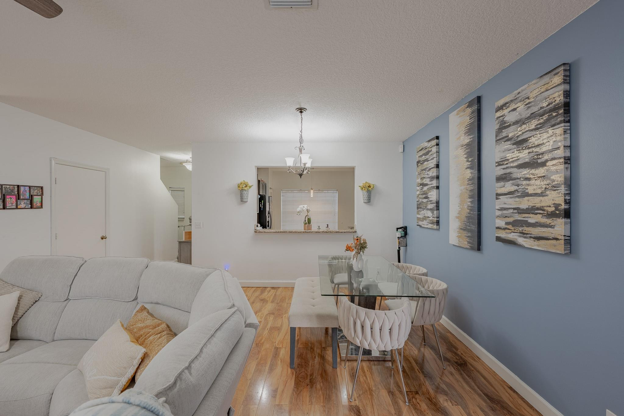 9681 Santa Rosa Dr