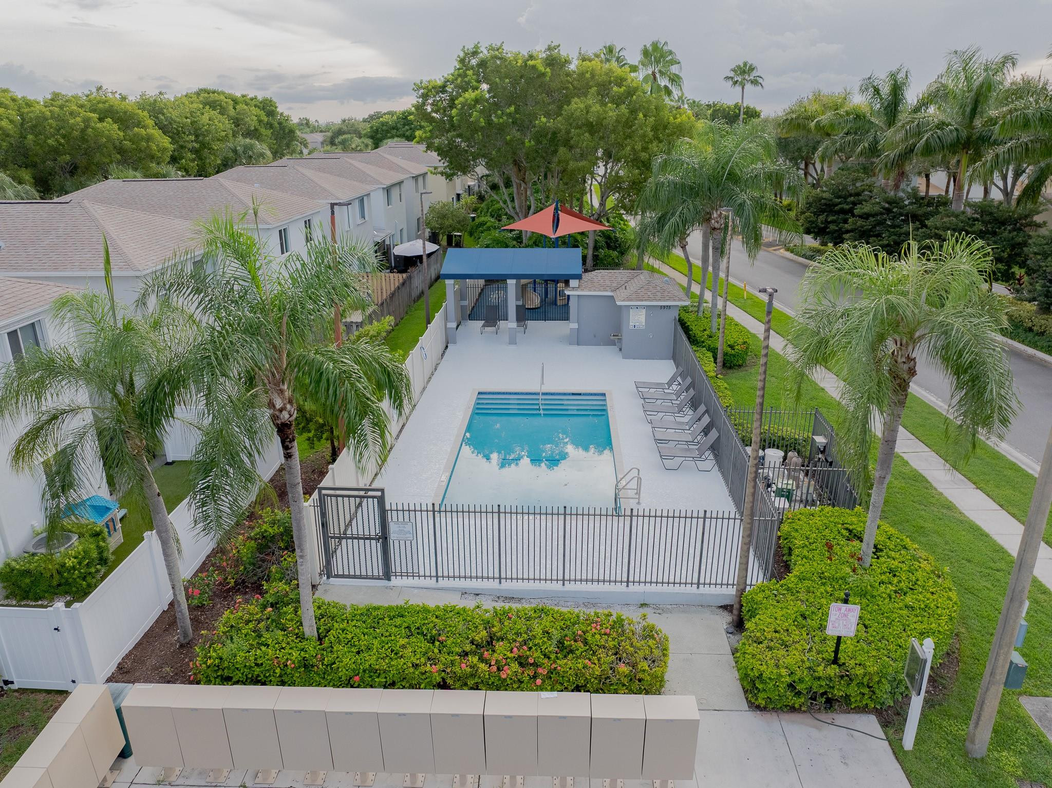 9681 Santa Rosa Dr