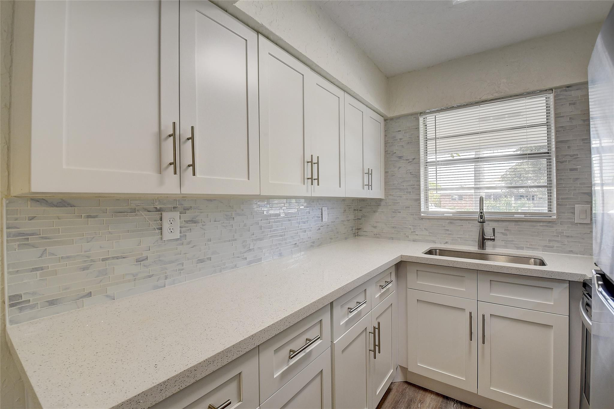 30 SE 13th St B2