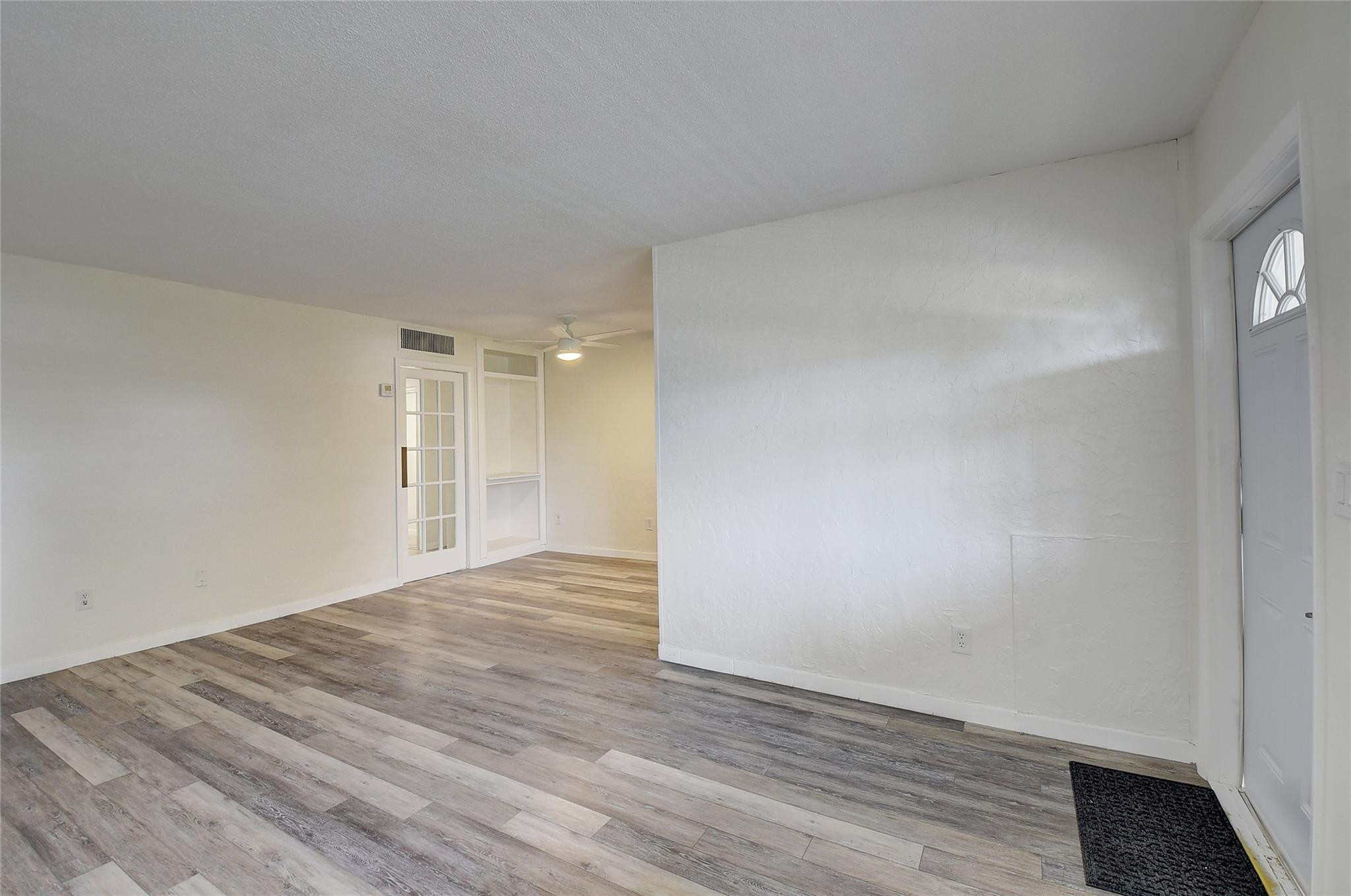 30 SE 13th St B2
