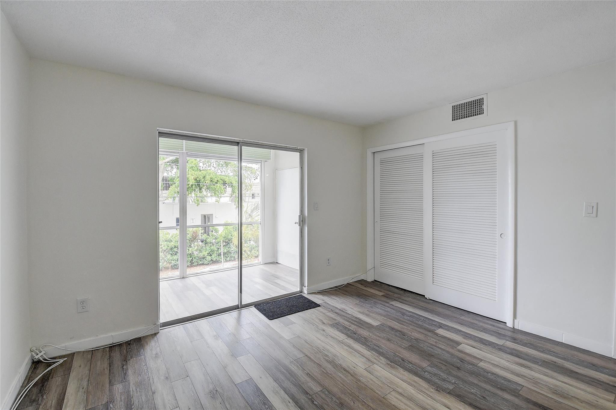 30 SE 13th St B2