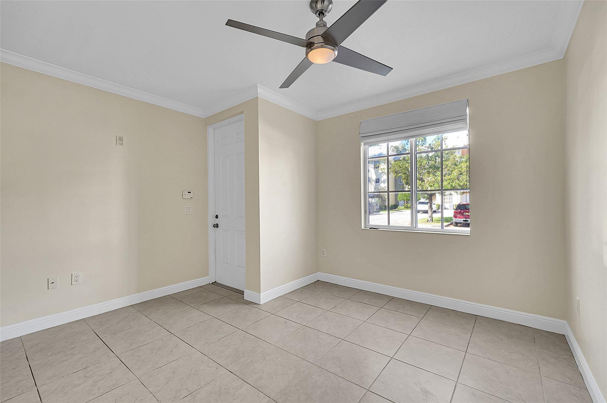 407 SW 13th Ter 407